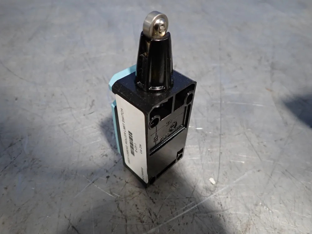 SIEMENS 3SE112-0BD02 POSITION SWITCH 10251190488