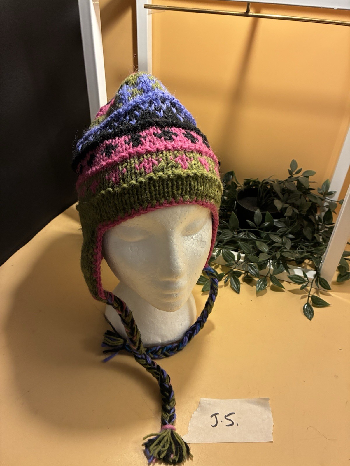 Peruvian Style: Funky Colours mix soft wooly hat