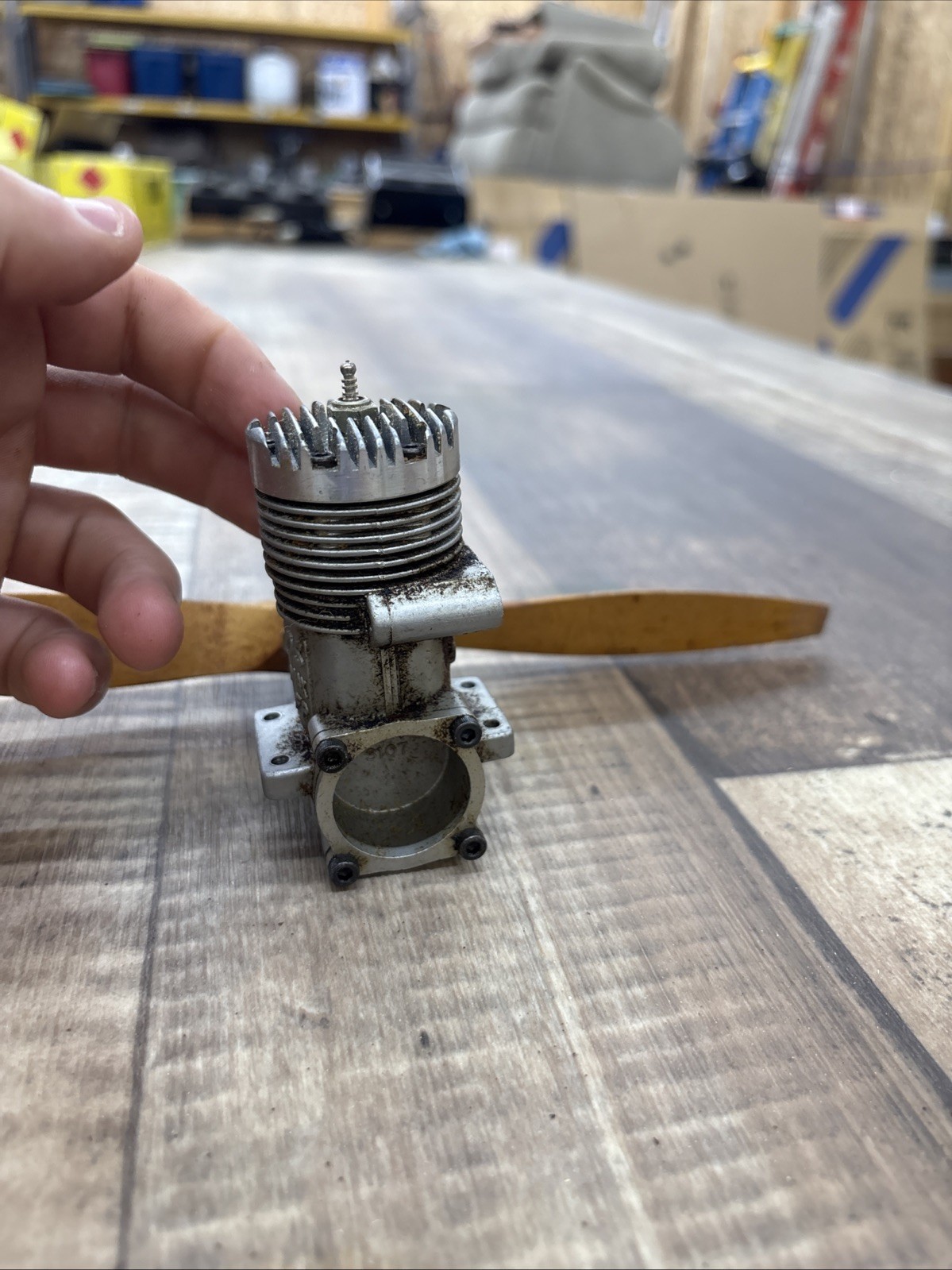 OS MAX FP 40 R/C Model Airplane Engine