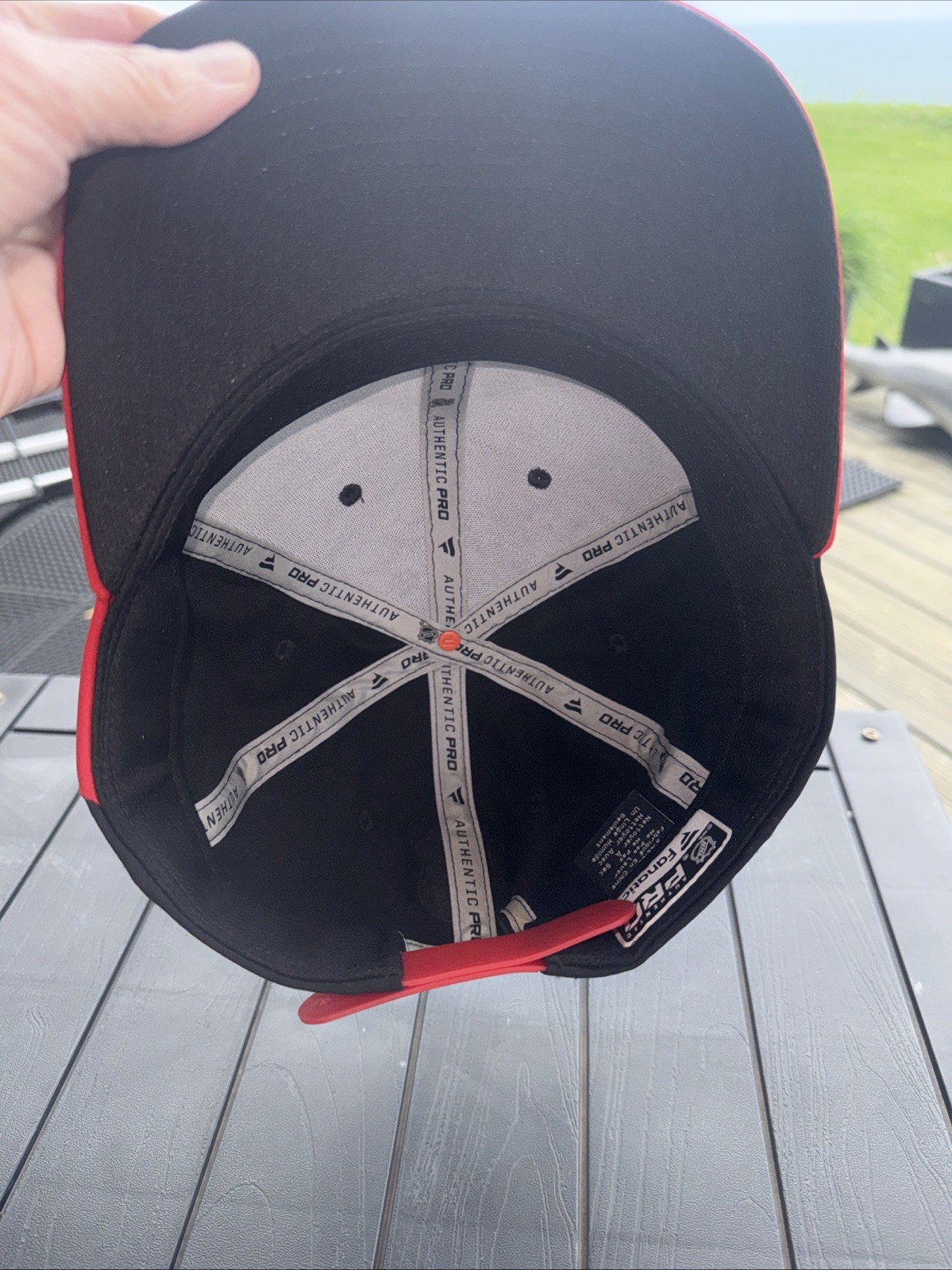 Chicago Black Hawks Head Logo on Black & Heather Gray Hat Cap Red Bill Snapback