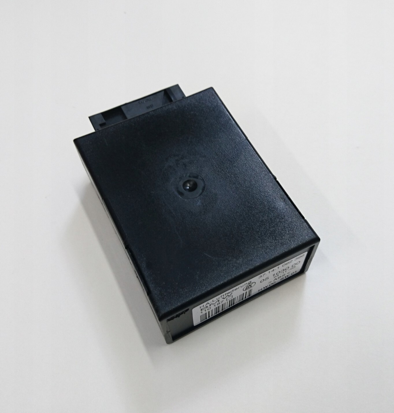 BMW 5 E39 X5 E53 Air Supply Control Module Suspension Level Control Unit 1092396