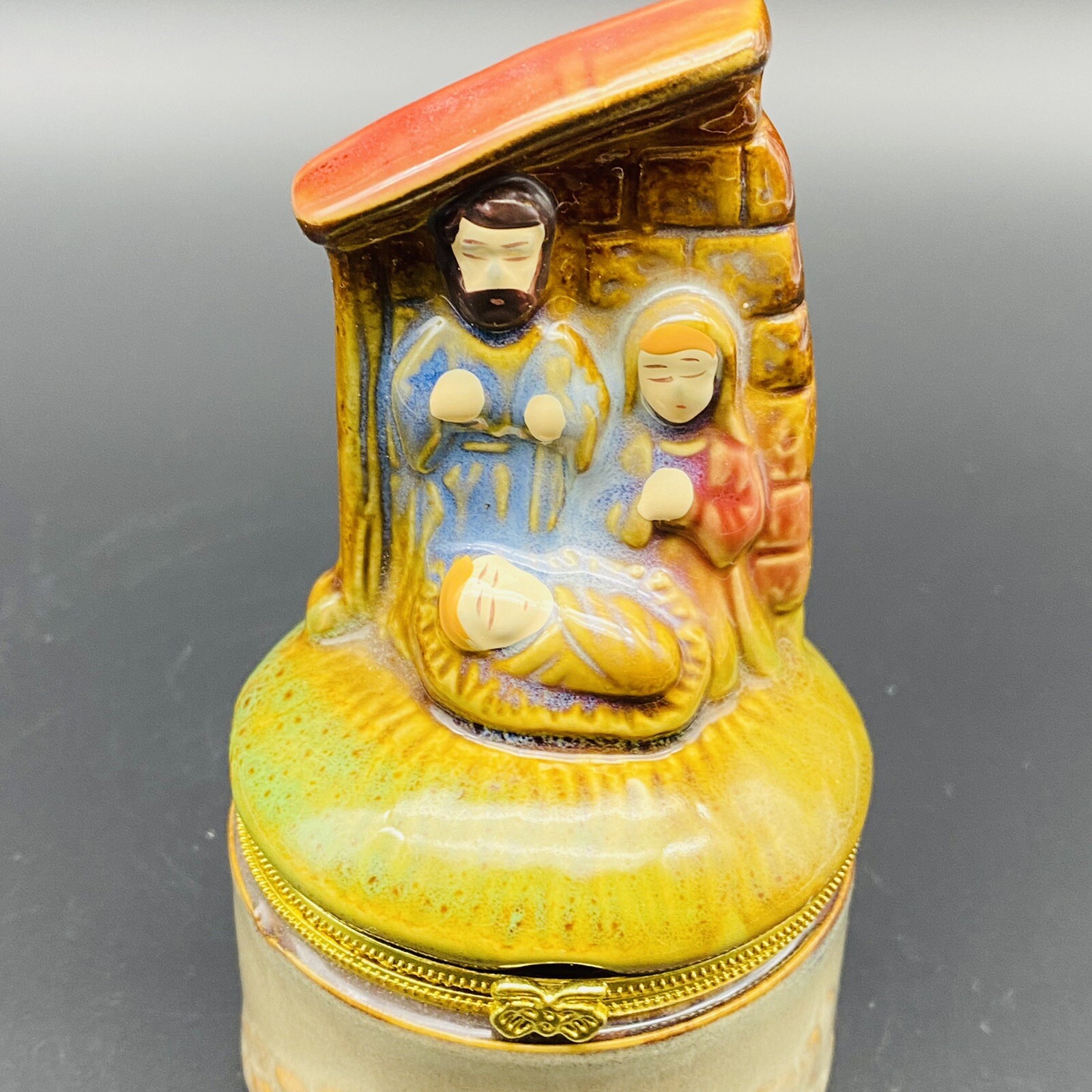 Holy Nativity Trinket Box