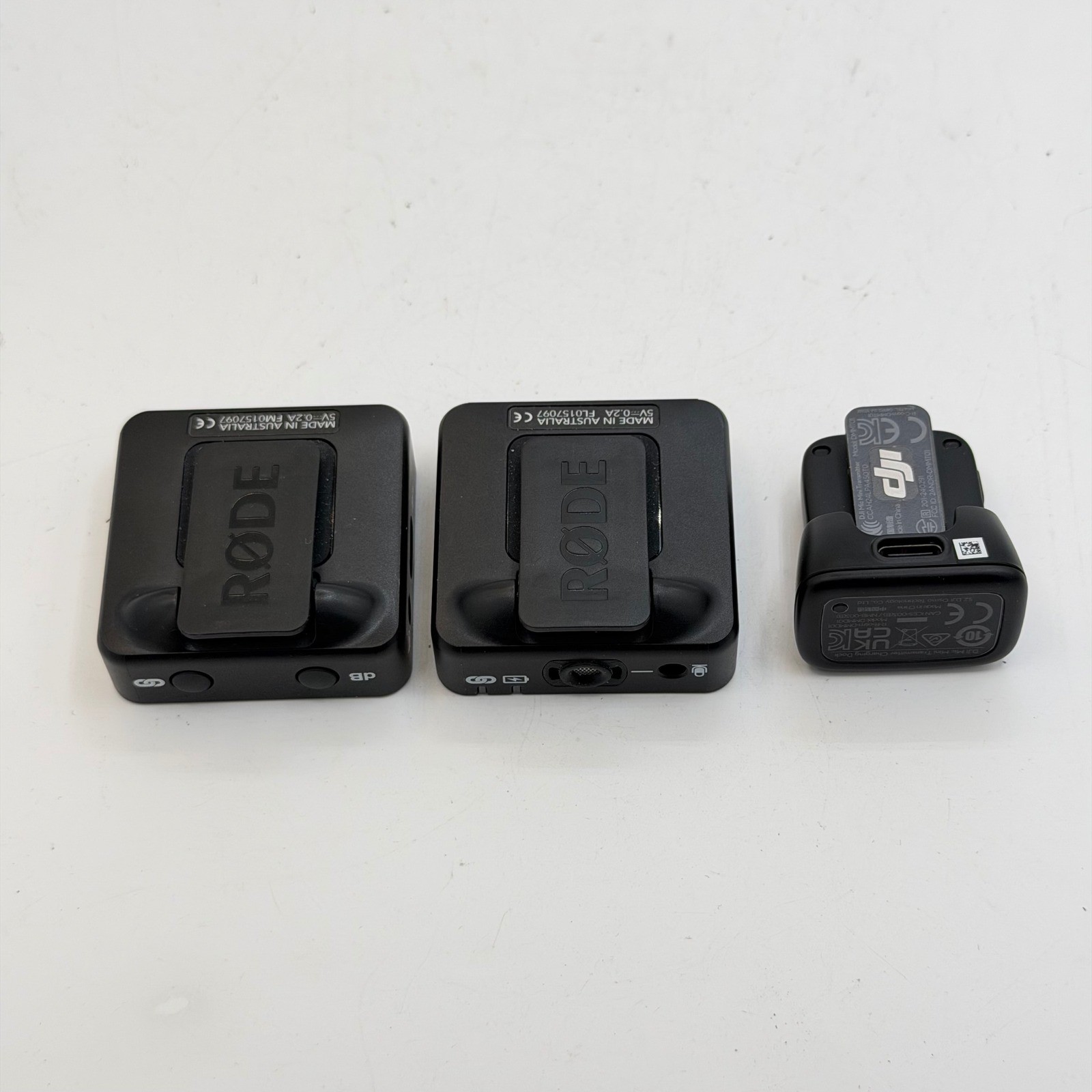 Rode Wireless GO System and DJI Mic Transmitter with Charging Dock Bundle Black