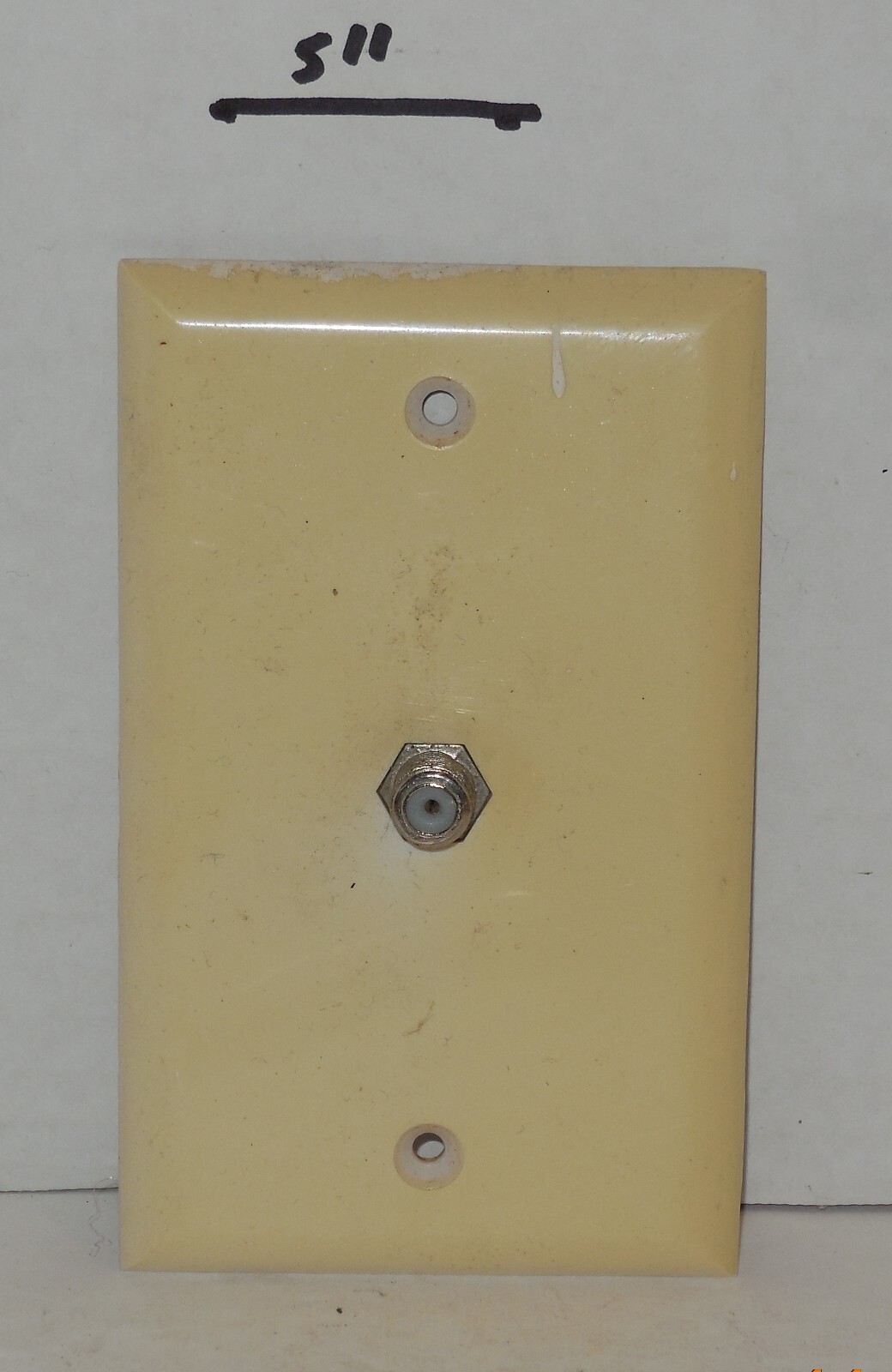 Ivory Single F-Connector Plate 94y9 e139423