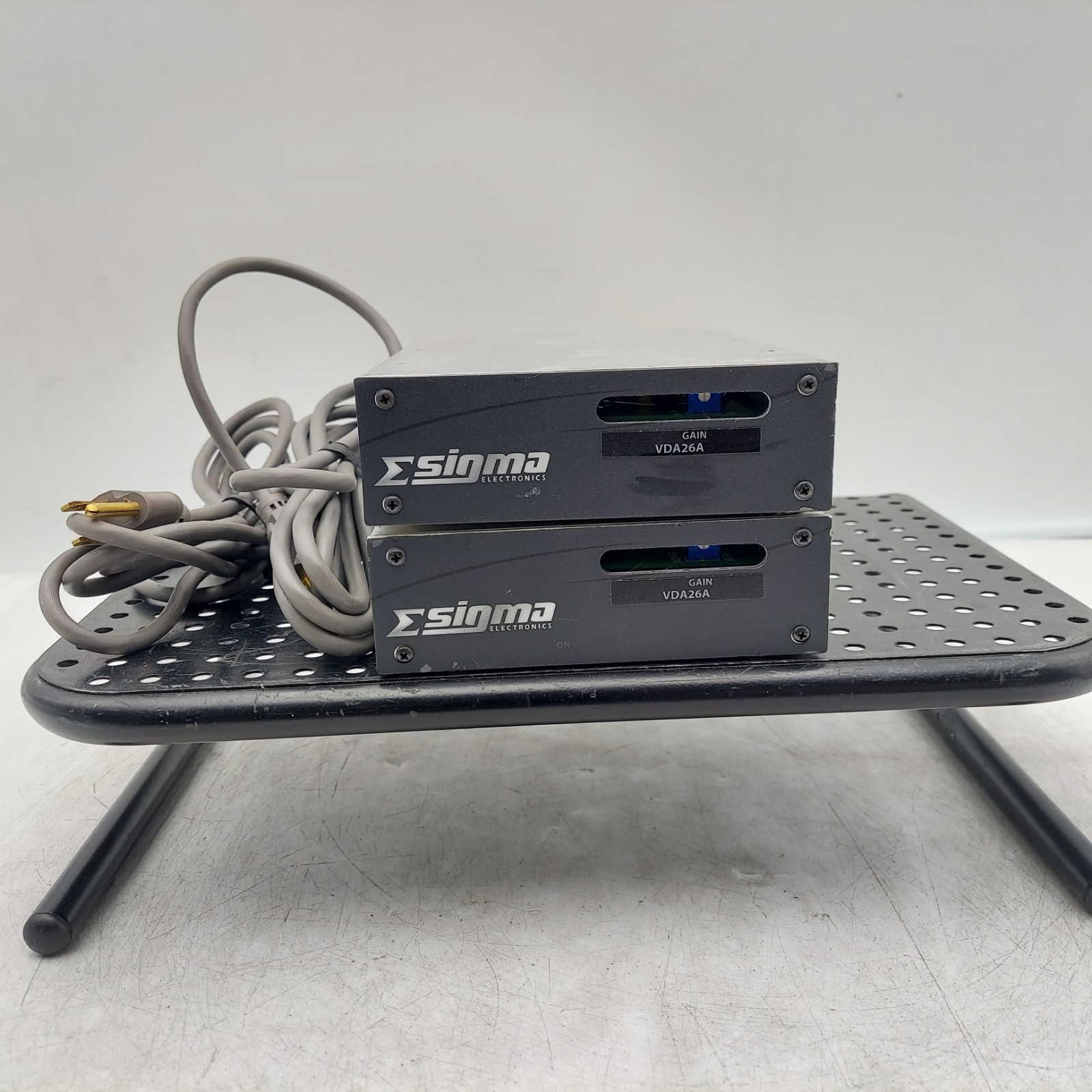 LOT OF 2 Sigma Electronics VDA-26 Video Distribution Amplifier