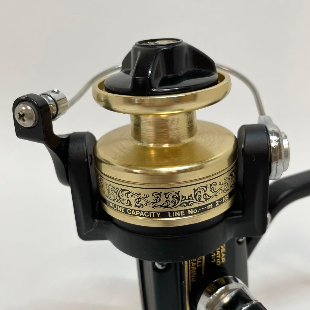 Old SHIMANO ML2000SS Small Spinning Reel