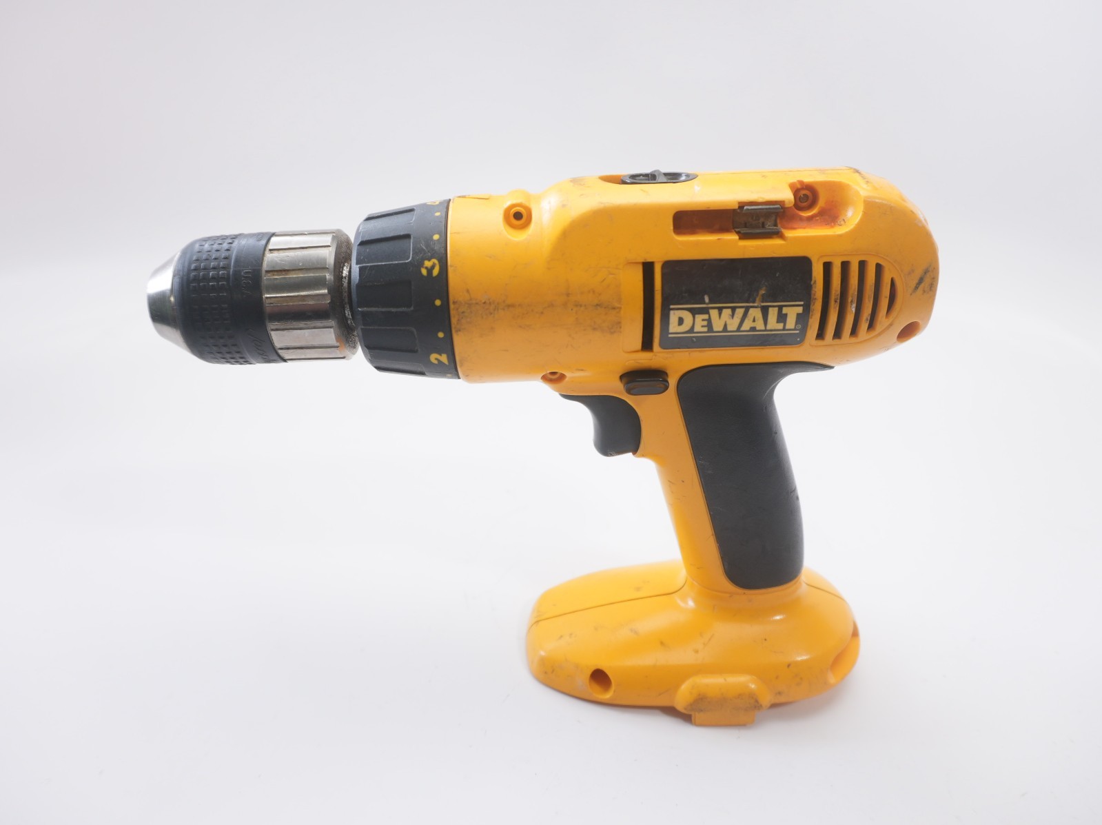 DeWalt DW997 1/2” VSR Cordless Adjustable Clutch Hammer Drill Tool Only Works