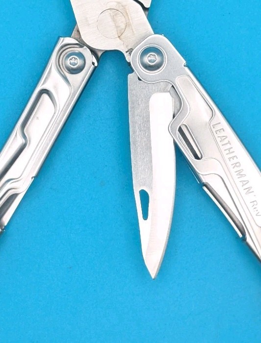 Leatherman Rev 3.8" Multi-Tool, Stainless!