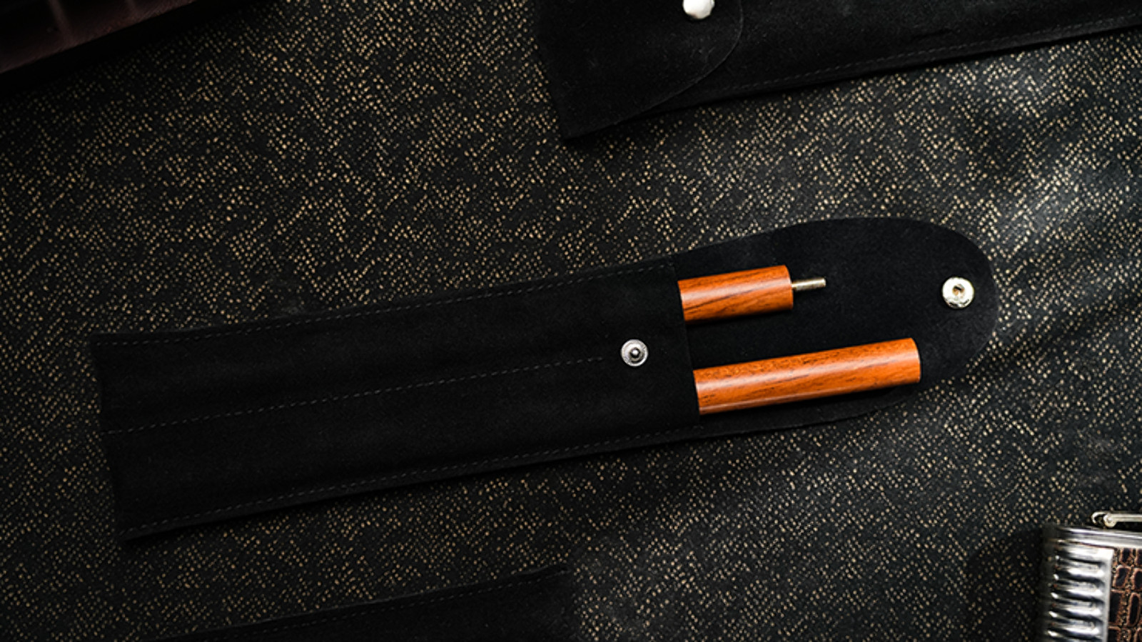 Folding Wand by TCC Presents