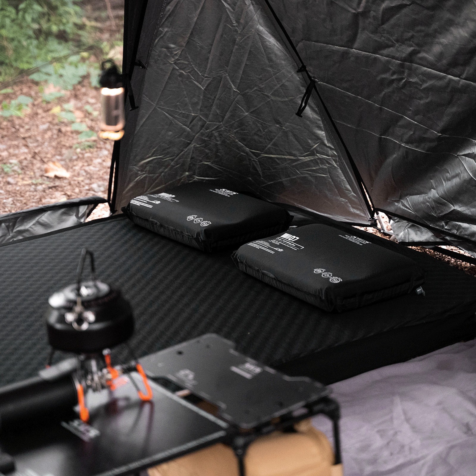 Double Inflatable Sleeping Mat with Built-in Pump for Backpacking Car Tent