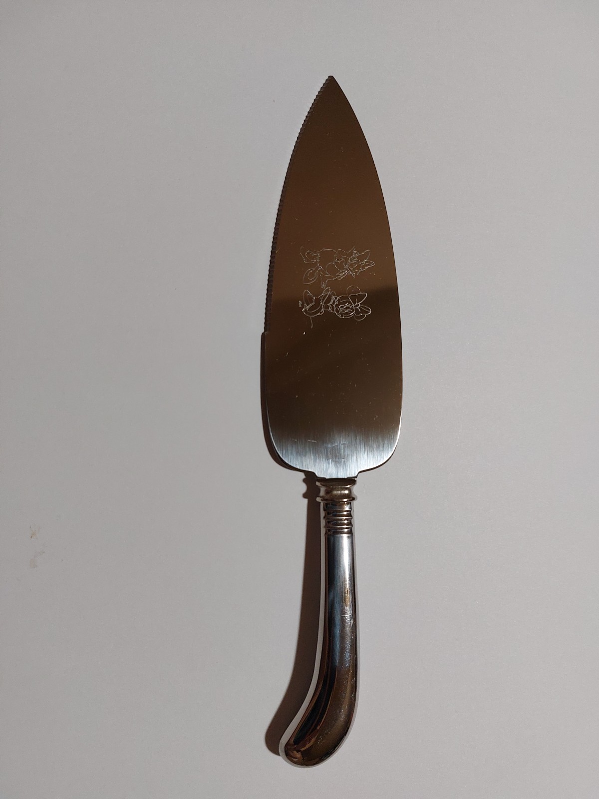Serving Knife For Wedding With Mickey And Minnie