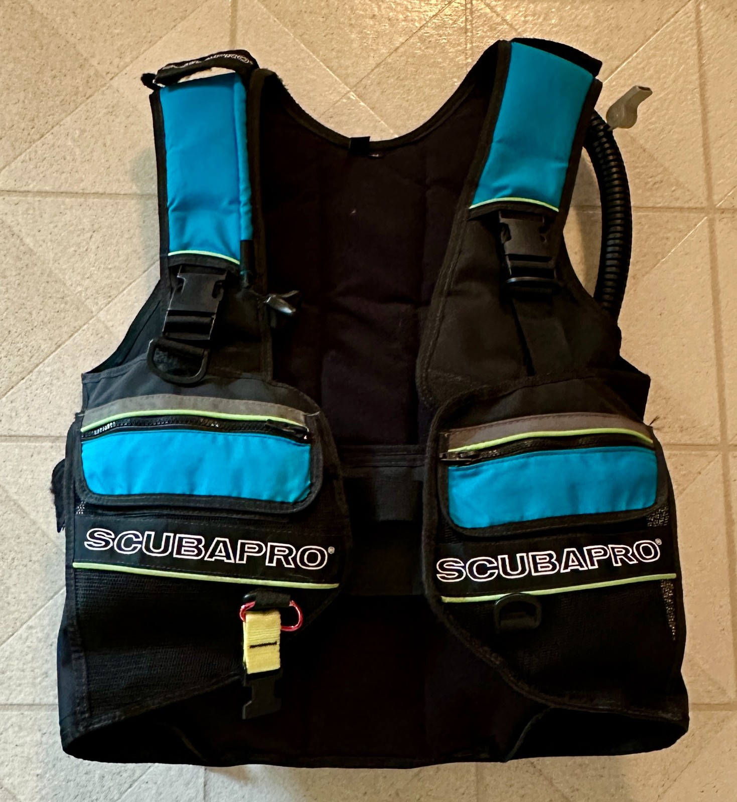 Scubapro Classic BCD Diving Vest Dive Jacket With Air Regulator Size M Medium