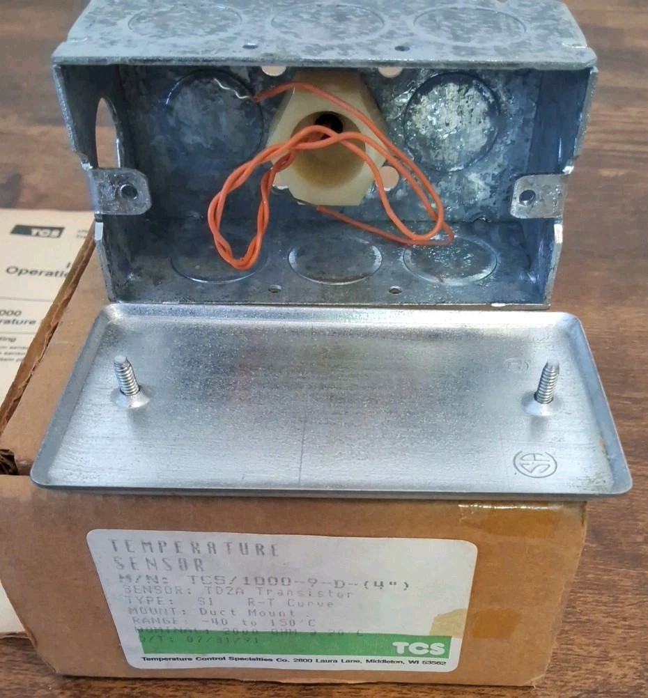 TCS/1000-9-D 4" Duct Mount TD2A Transistor Temperature Sensor