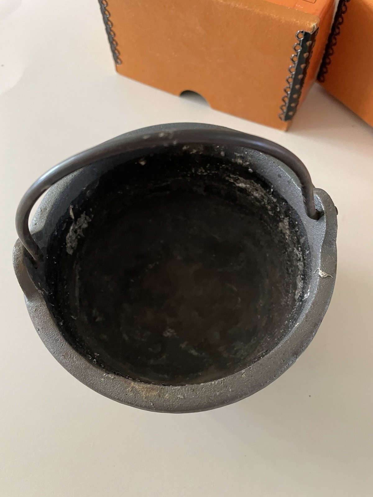 Vintage IDEAL Melting Pot Reloading Box & Pot