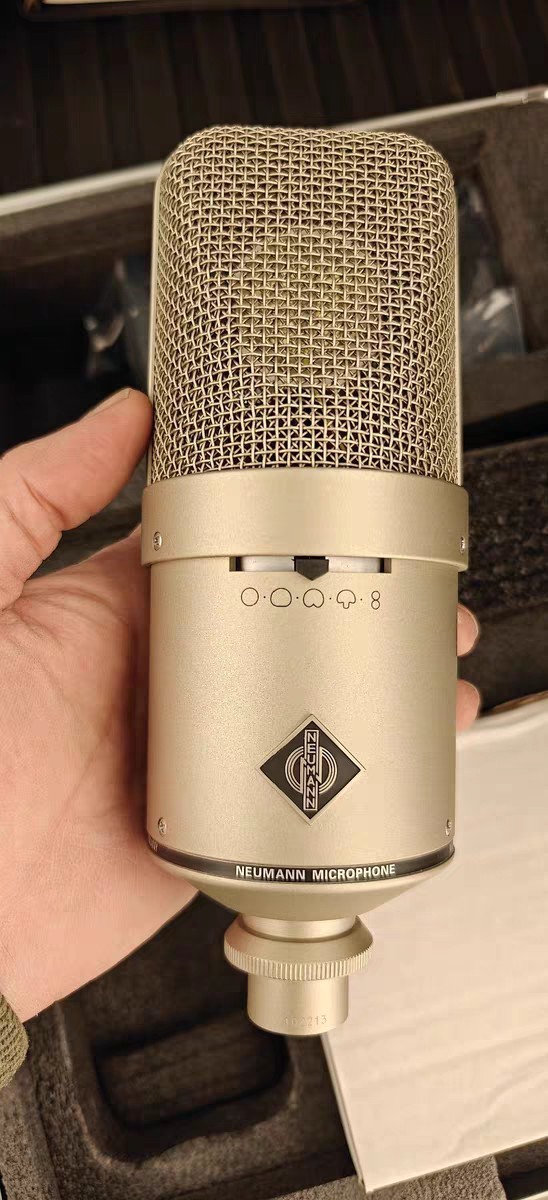 Top-quality custom-made M149 vacuum tube microphone, professional  studio mic