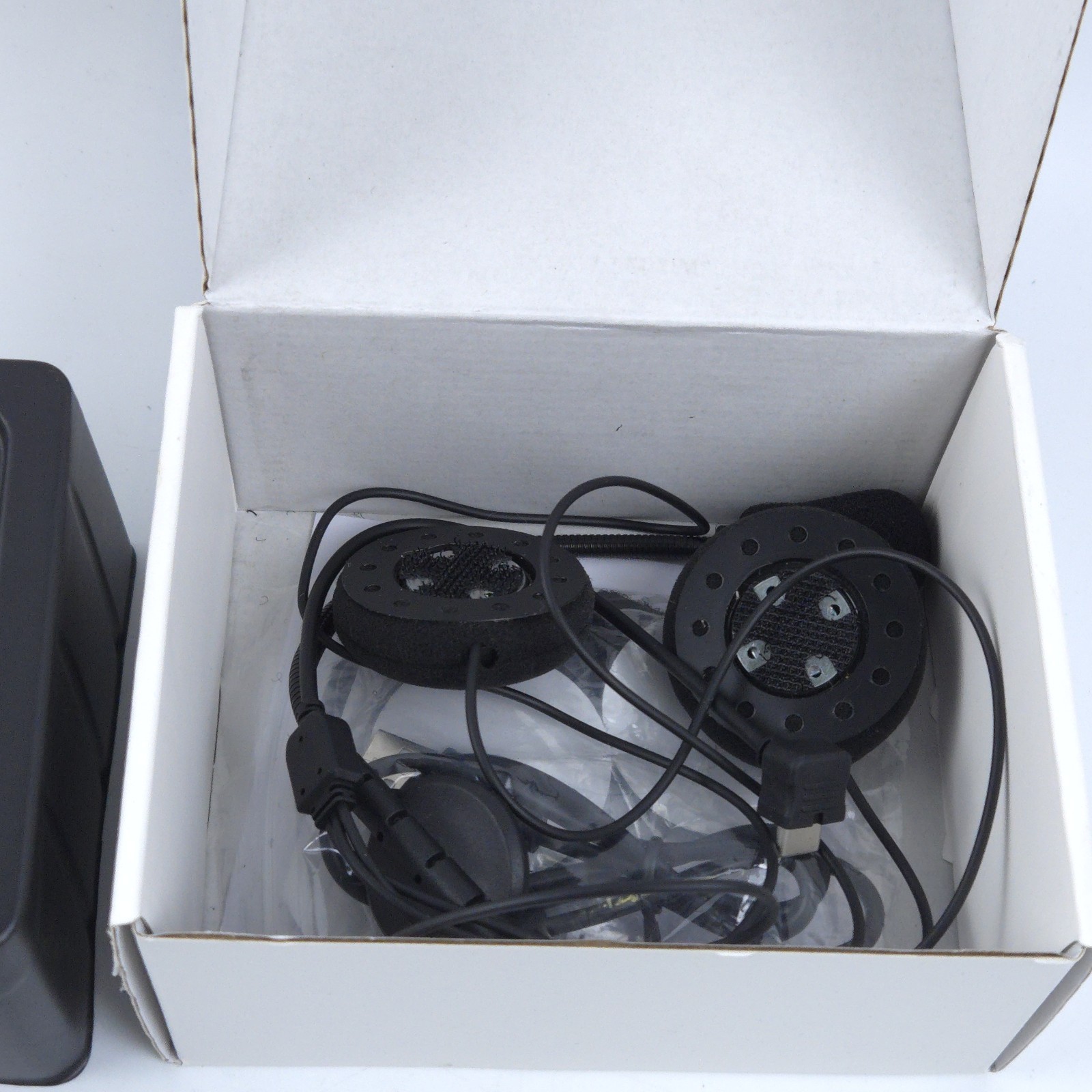 Moman H4 Plus Wireless Helmet Headset Intercom Noise Cancellation Microphone