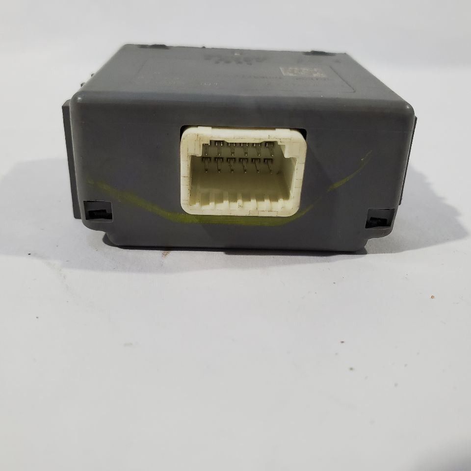 2007 2017 Toyota Tundra OEM TPMS Dash Mounted 89769-0C022