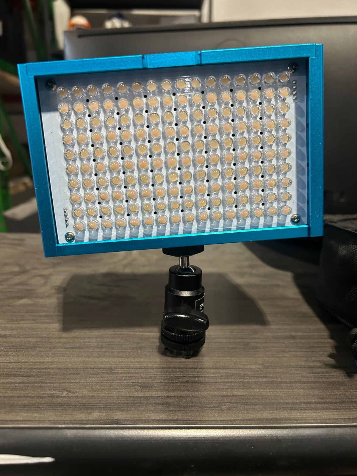 Dracast LED160 Bi-Color On-Camera LED Light