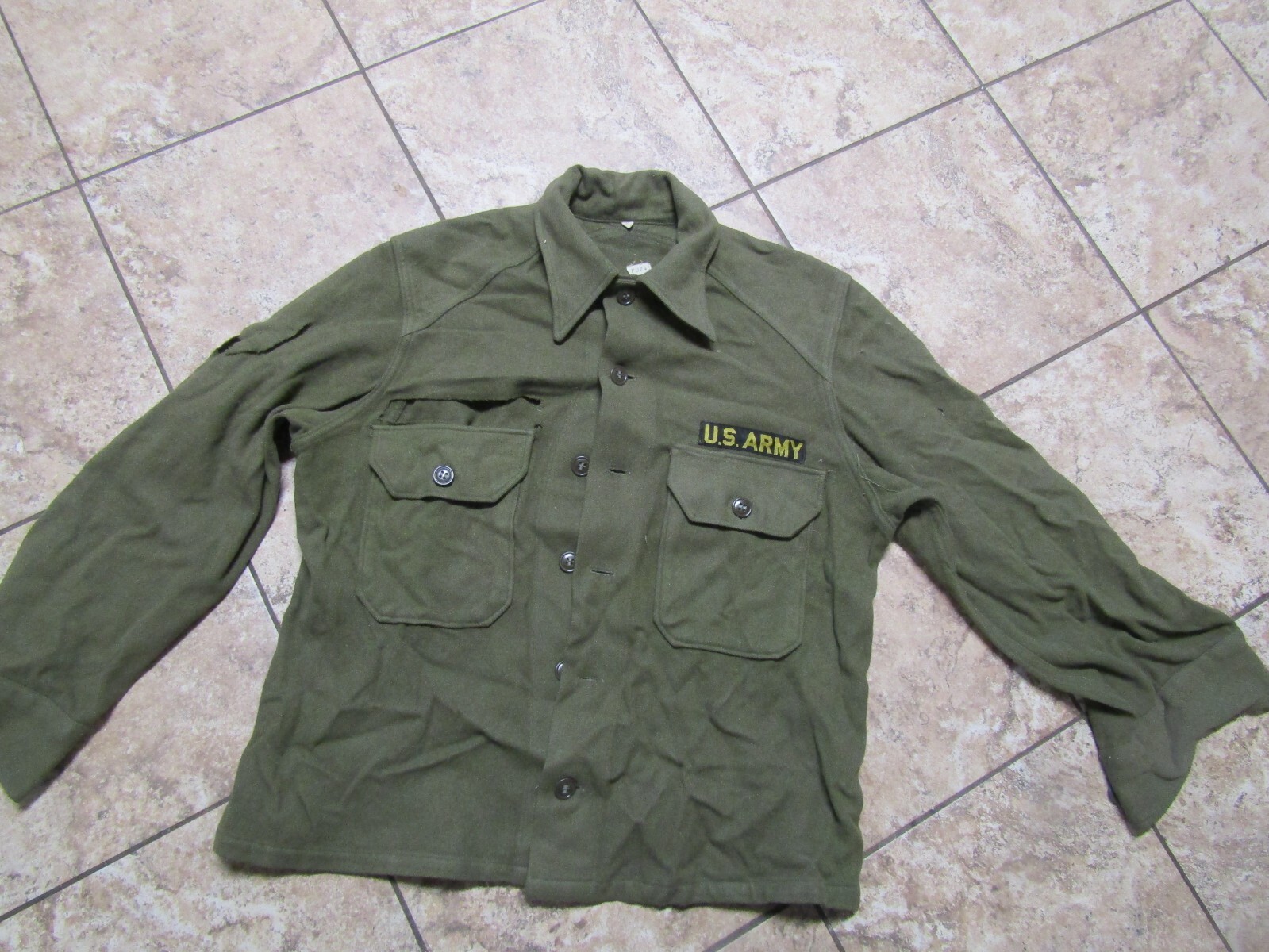 US MILITARY SHIRT FIELD WOOL OLIVE GREEN KOREA WAR ERA WITH GOLD BLACK US ARMY