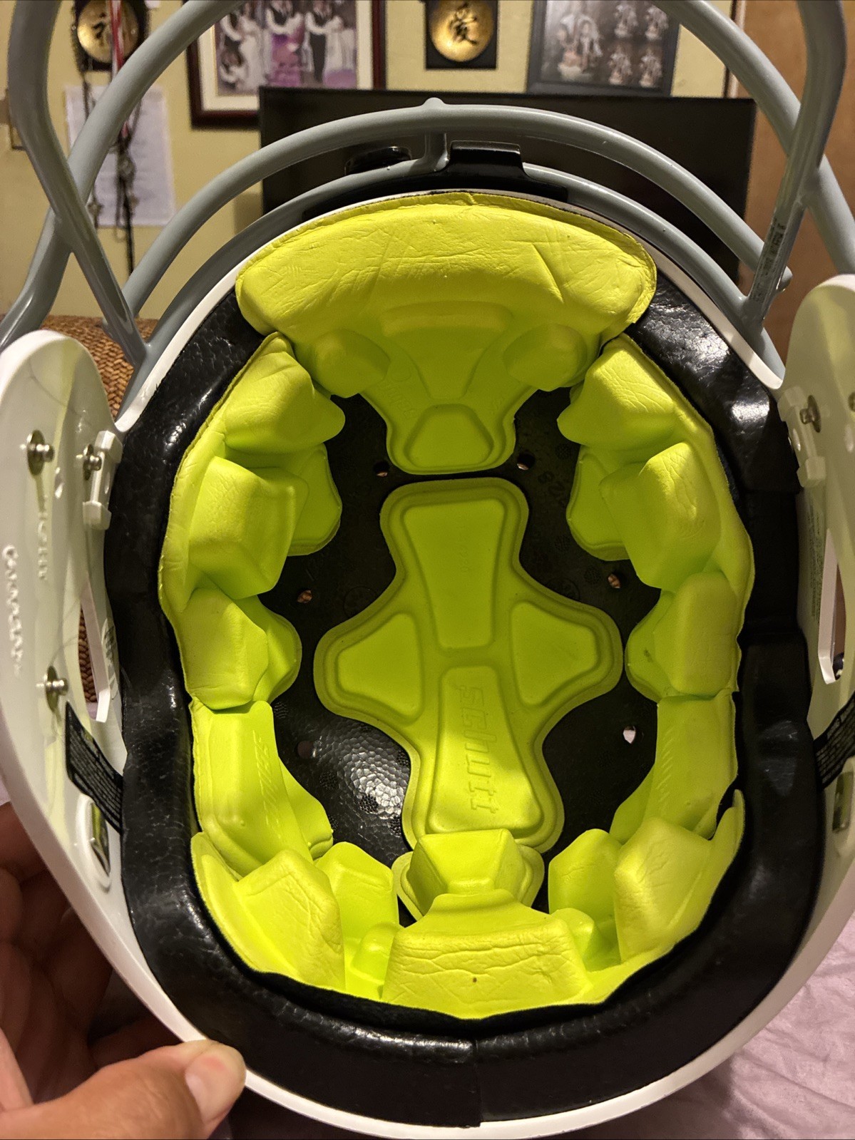 Shutter Helmet Sm