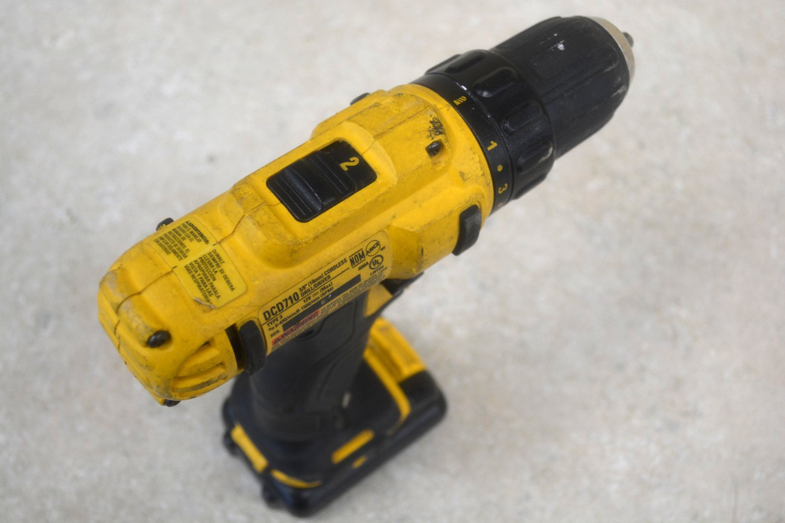 DeWALT 12V 3/8" Cordless Drill/Driver DCD710 *Pre-owned* FREE SHIPPING