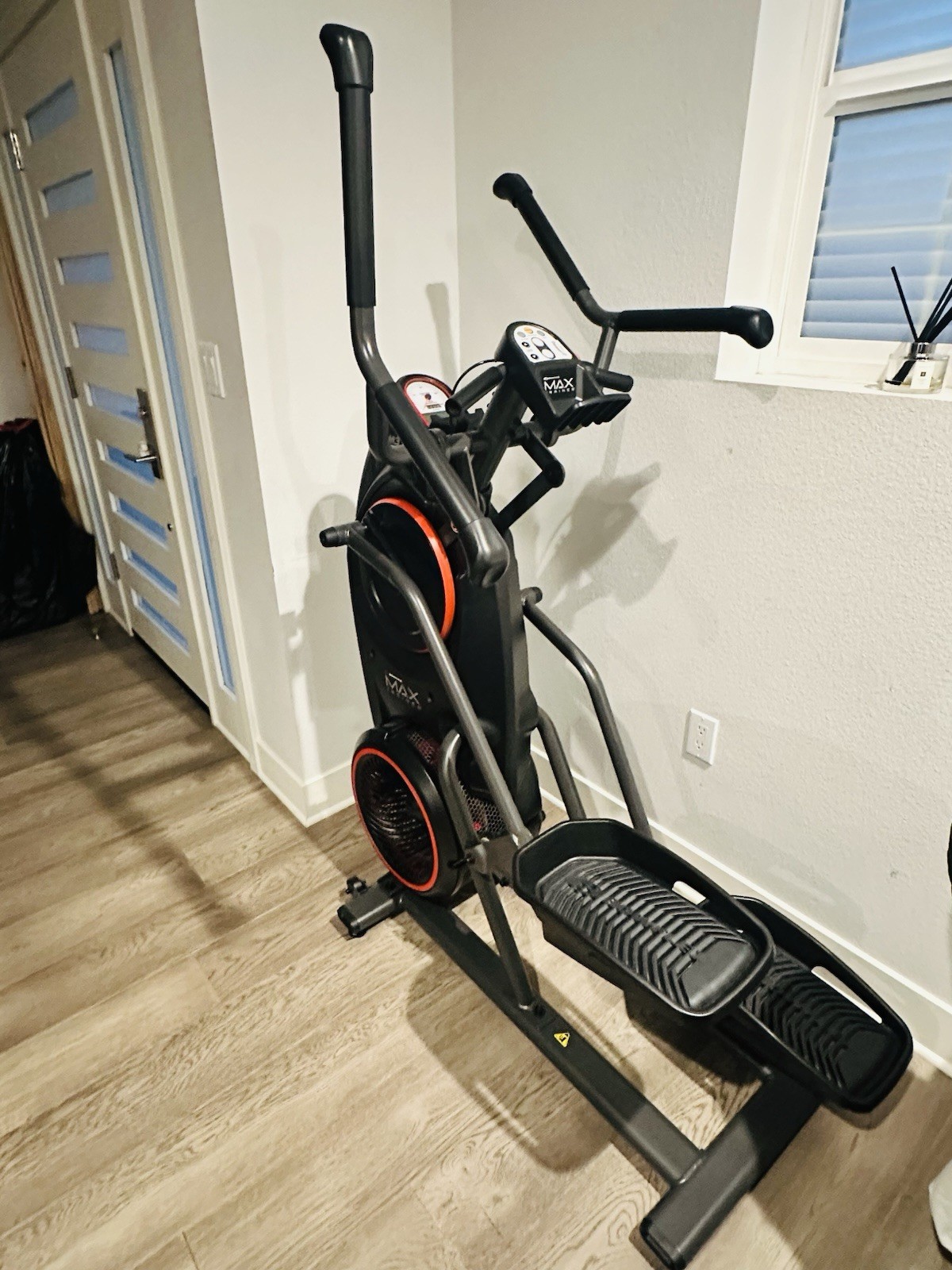 Bowflex Max Trainer M3 Eliptical - Black (100358) ( local pick up)