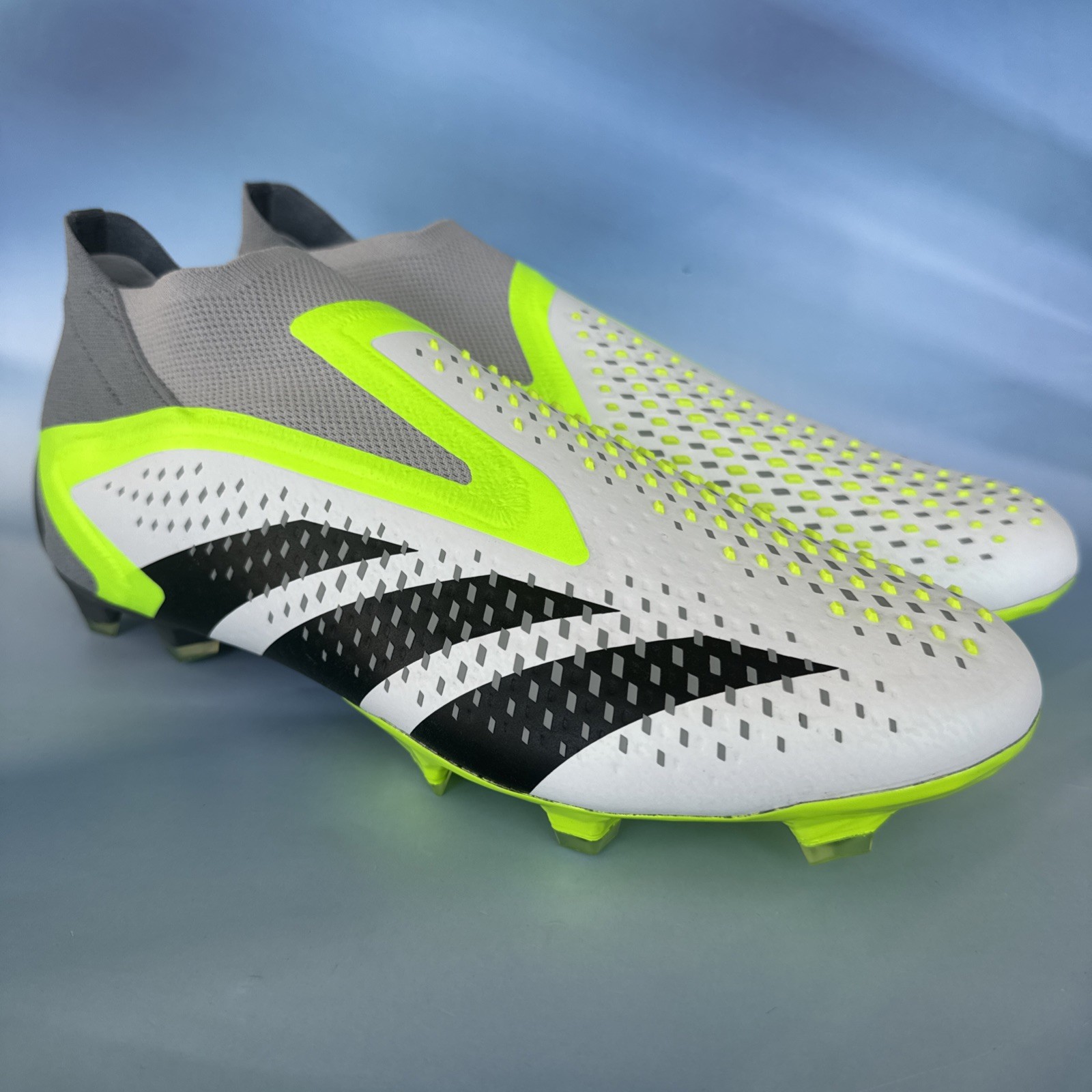 Adidas Men's 11.5 Predator Accuracy + FG Soccer Cleats White Black Volt GZ2604