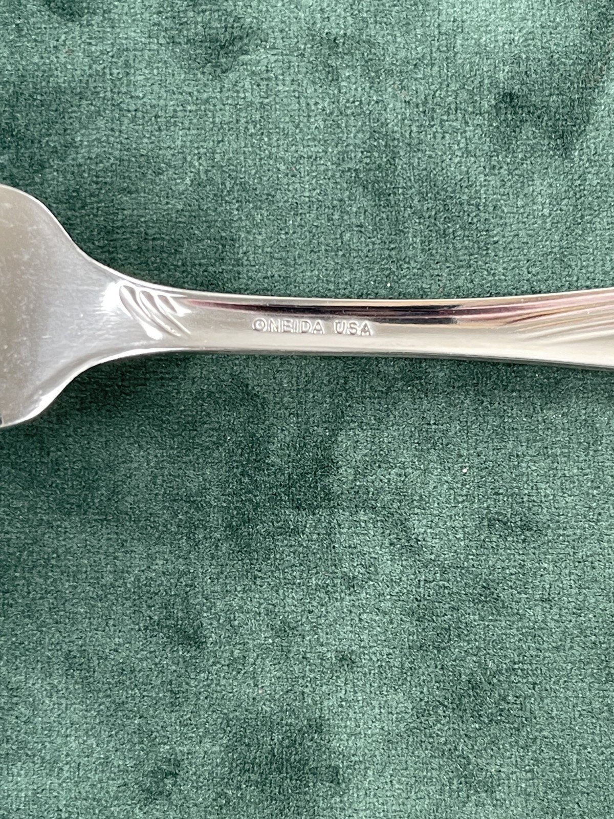 Oneida Stainless Windswept Scroll Flatware Place Setting Fork Spoon Knife USA