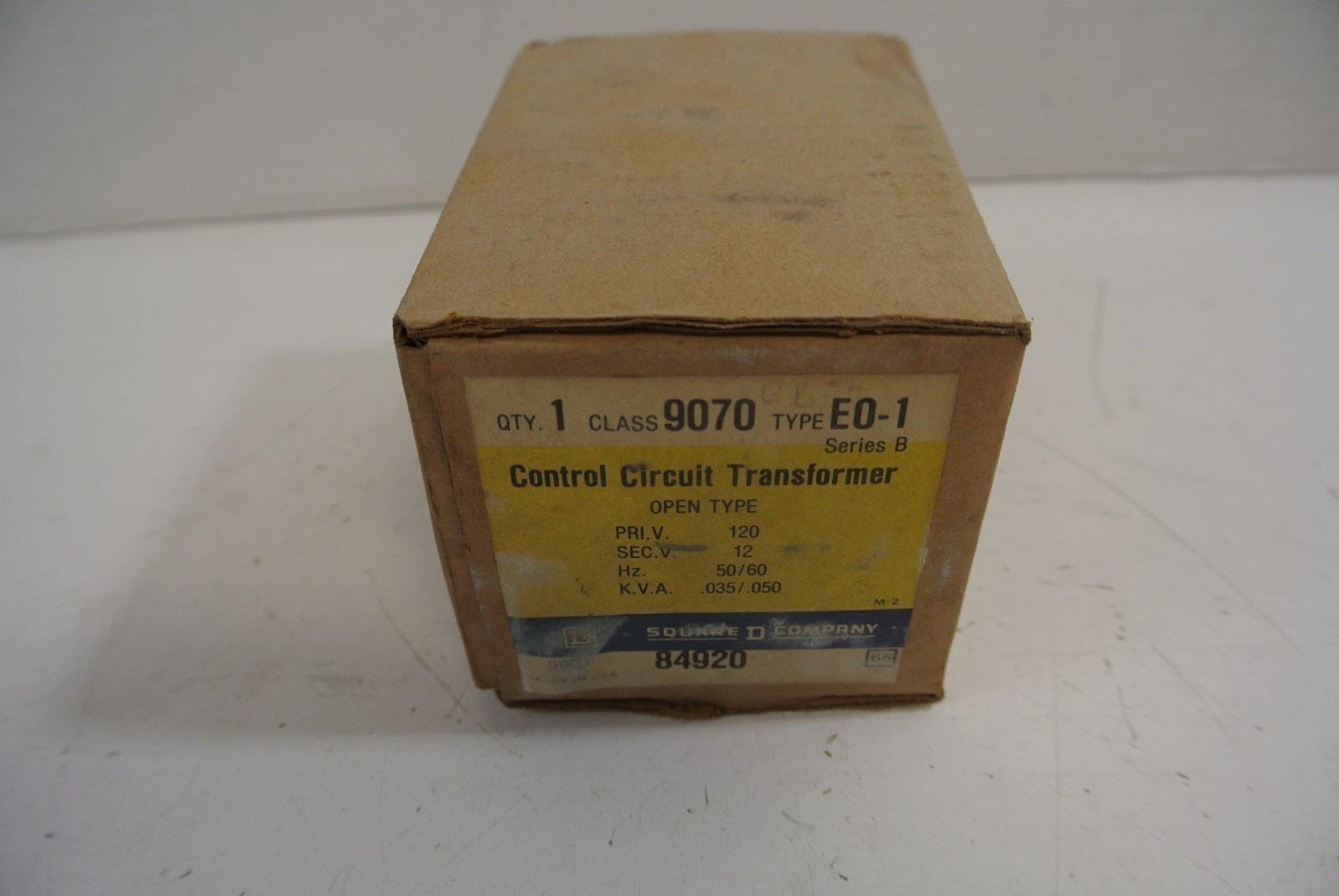New in Box Square D 9070 E0-1 Series B Control Circuit Transformer .035/.050 KVA
