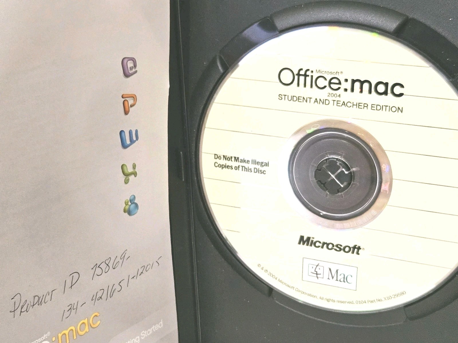 Microsoft Office Mac 2004 Student and Teacher Edition Software 3 keys w/ booklet