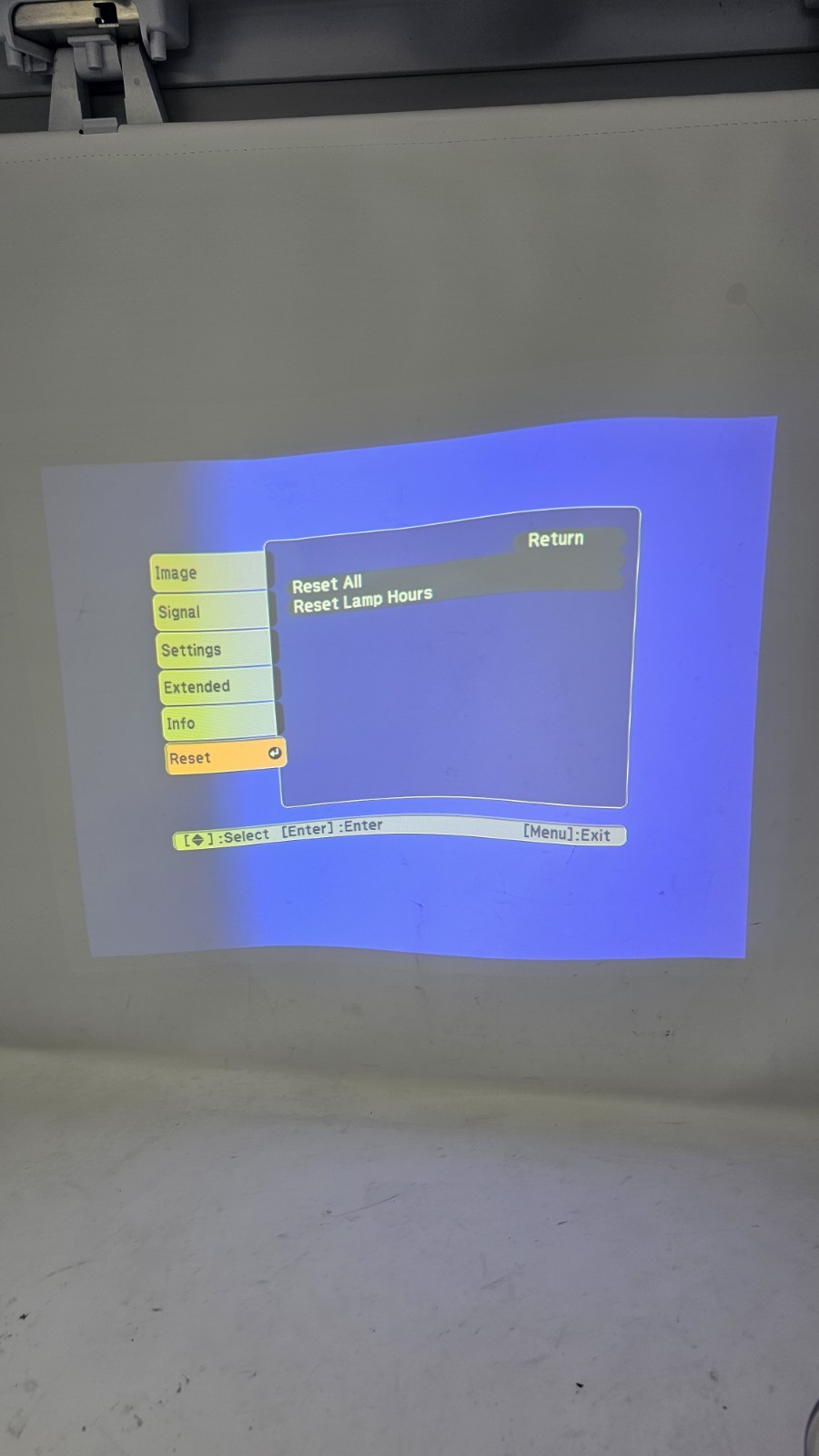 Epson EX3200 LCD Projector