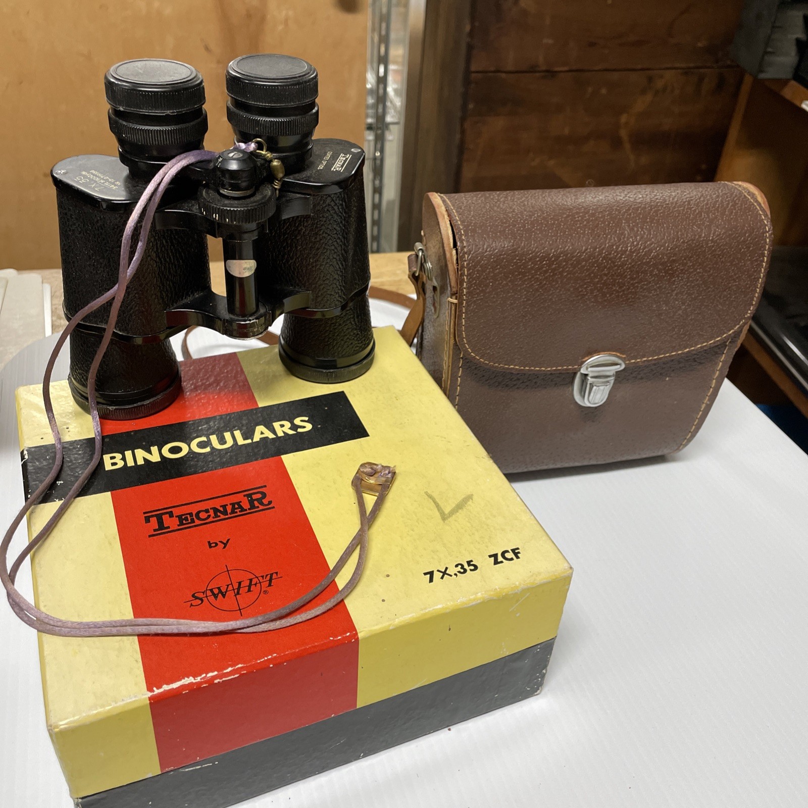 BINOCULARS TECNAR 7 X 35 BY SWIFT w/CASE and ORIGINAL BOX NO. 18-6719186 VINTAGE