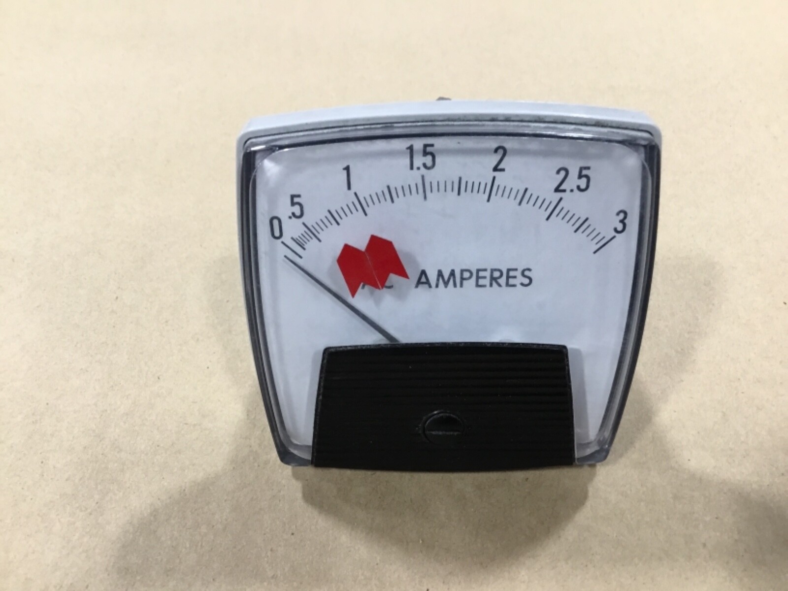 Yokogawa 250-340-LJLJ-UL 3 1/2” AC Ammeter Panel Meter 0-3 A Amperes #12J74