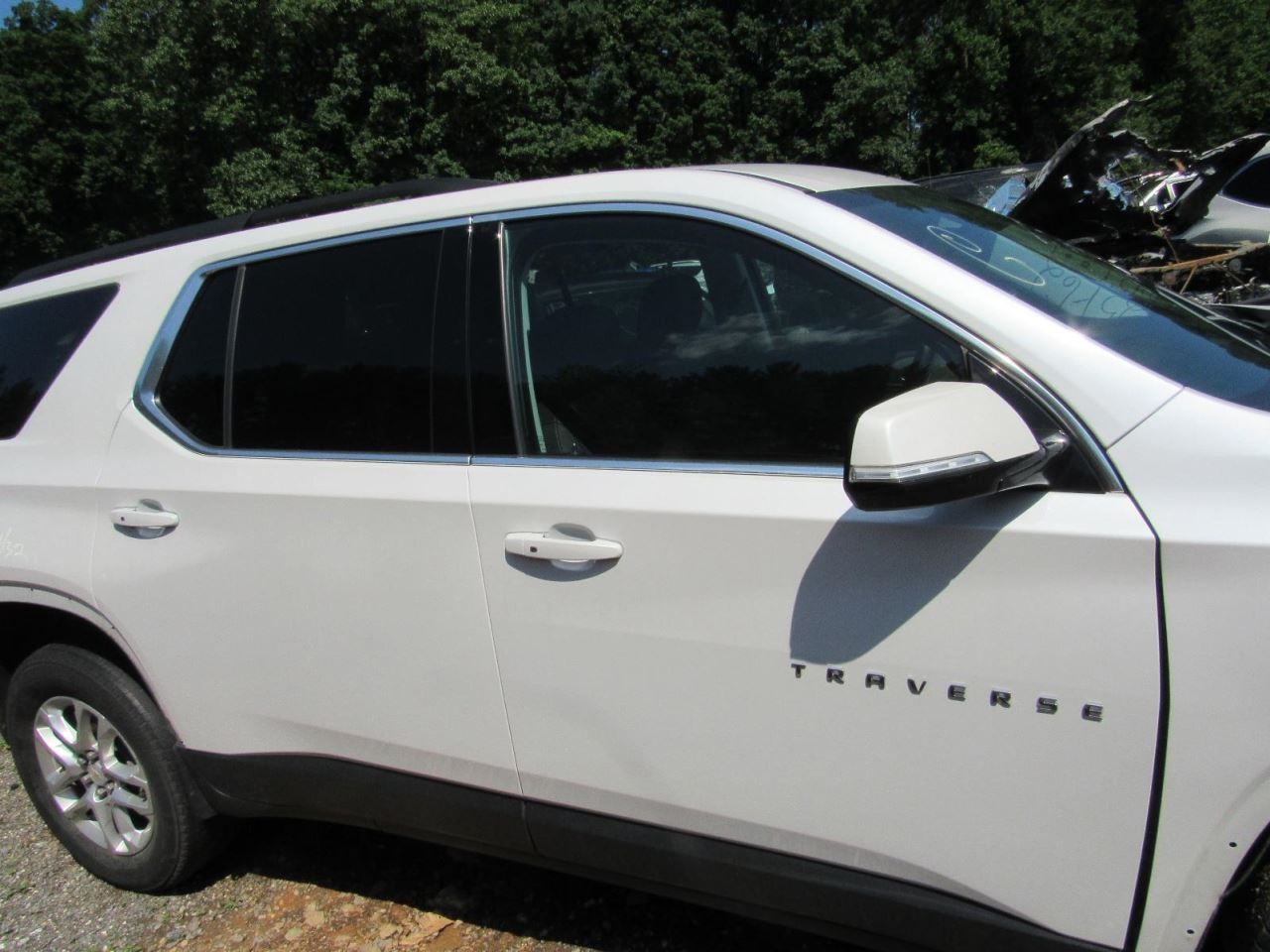 TRAVERSE 2020 Glove Box 1057194