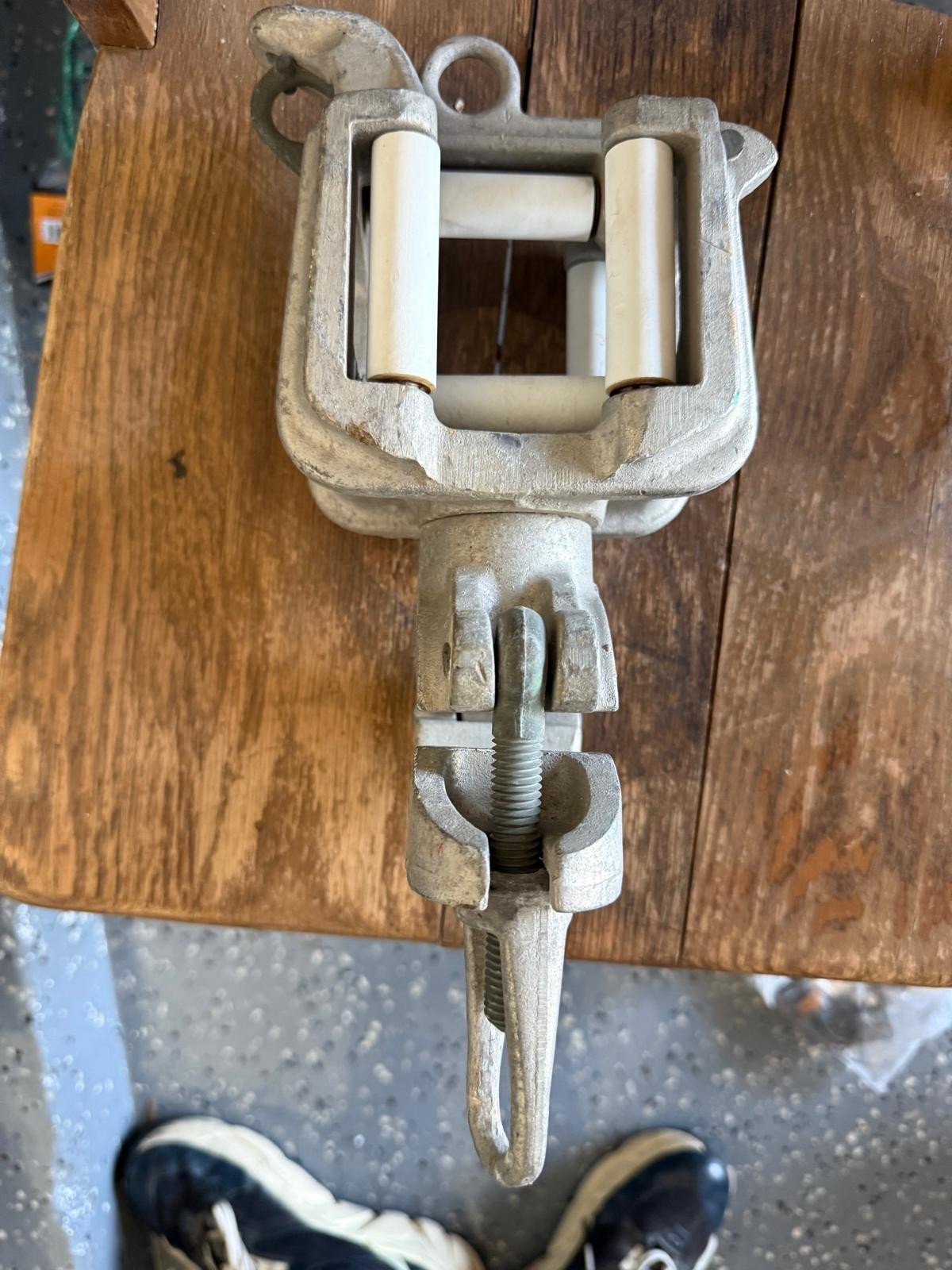 Chance Roller Wireholder roller puller