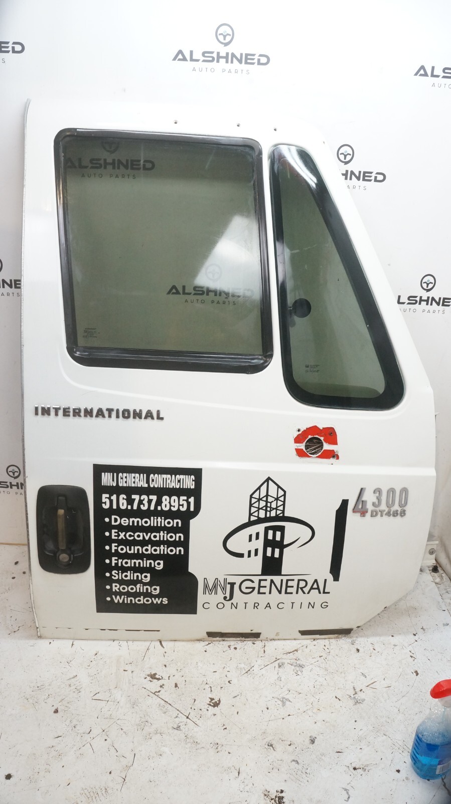 2005 INTERNATIONAL 4300 Passenger Right Front Door OEM A11870