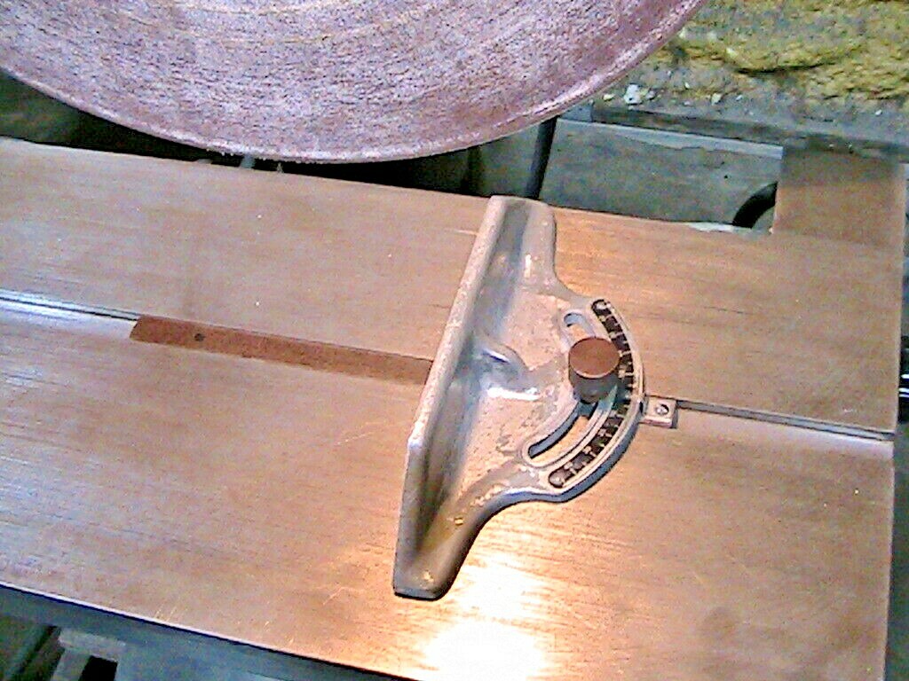 State D24 Disc Sander, for Wood or Metal