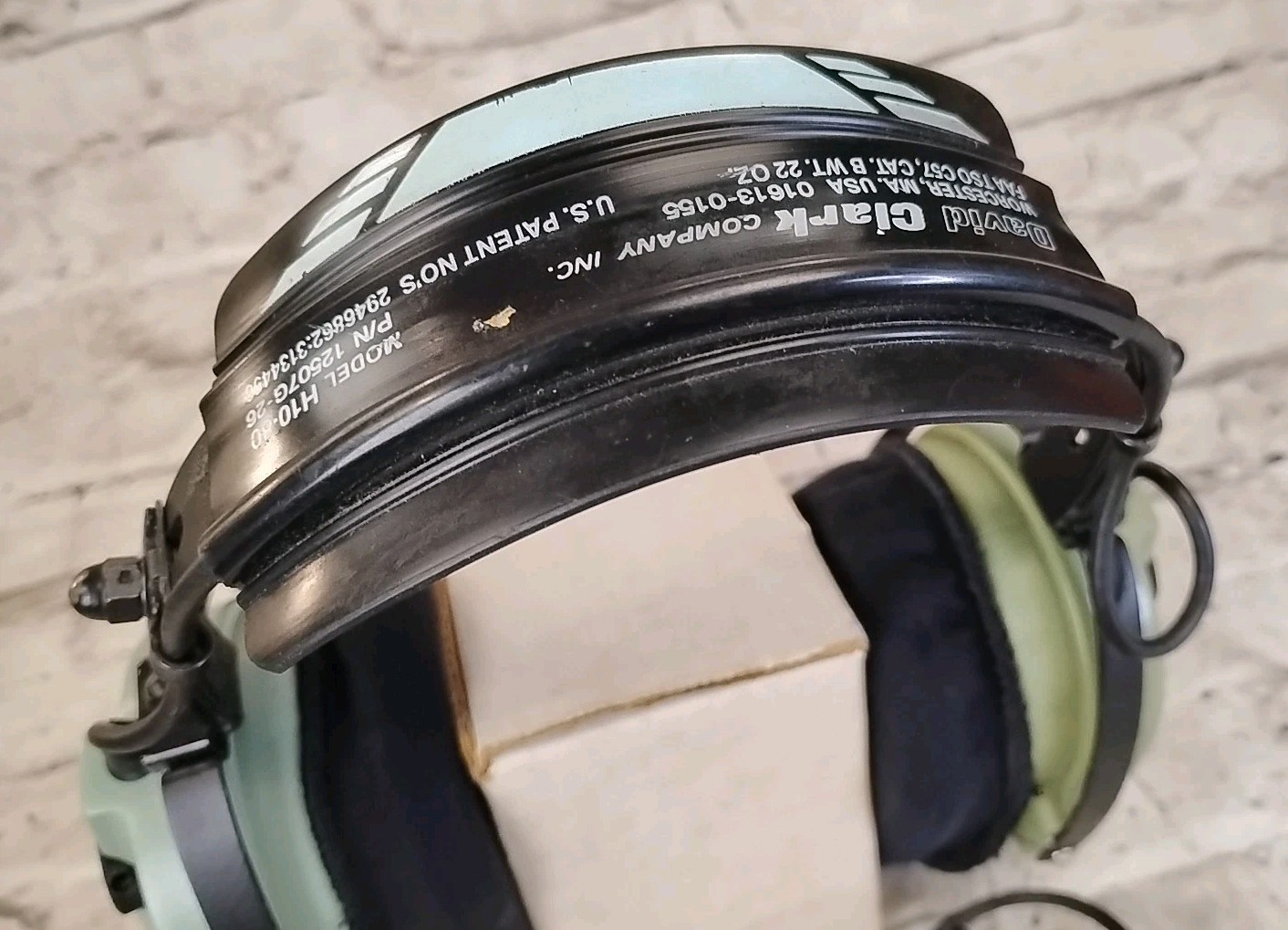 DAVID CLARK H10-80 AVIATION HEADSET W/ M-4 MICROPHONE DUAL PLUG GREAT CONDITION