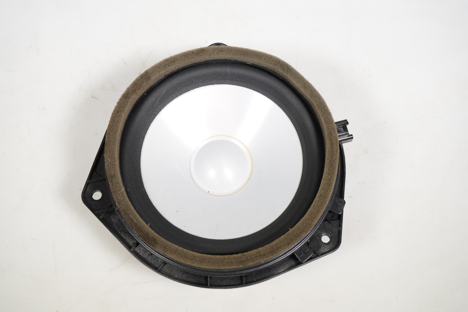 OEM Subaru 2010-2014 Legacy Outback Right Front Door Speaker 86301AJ90A