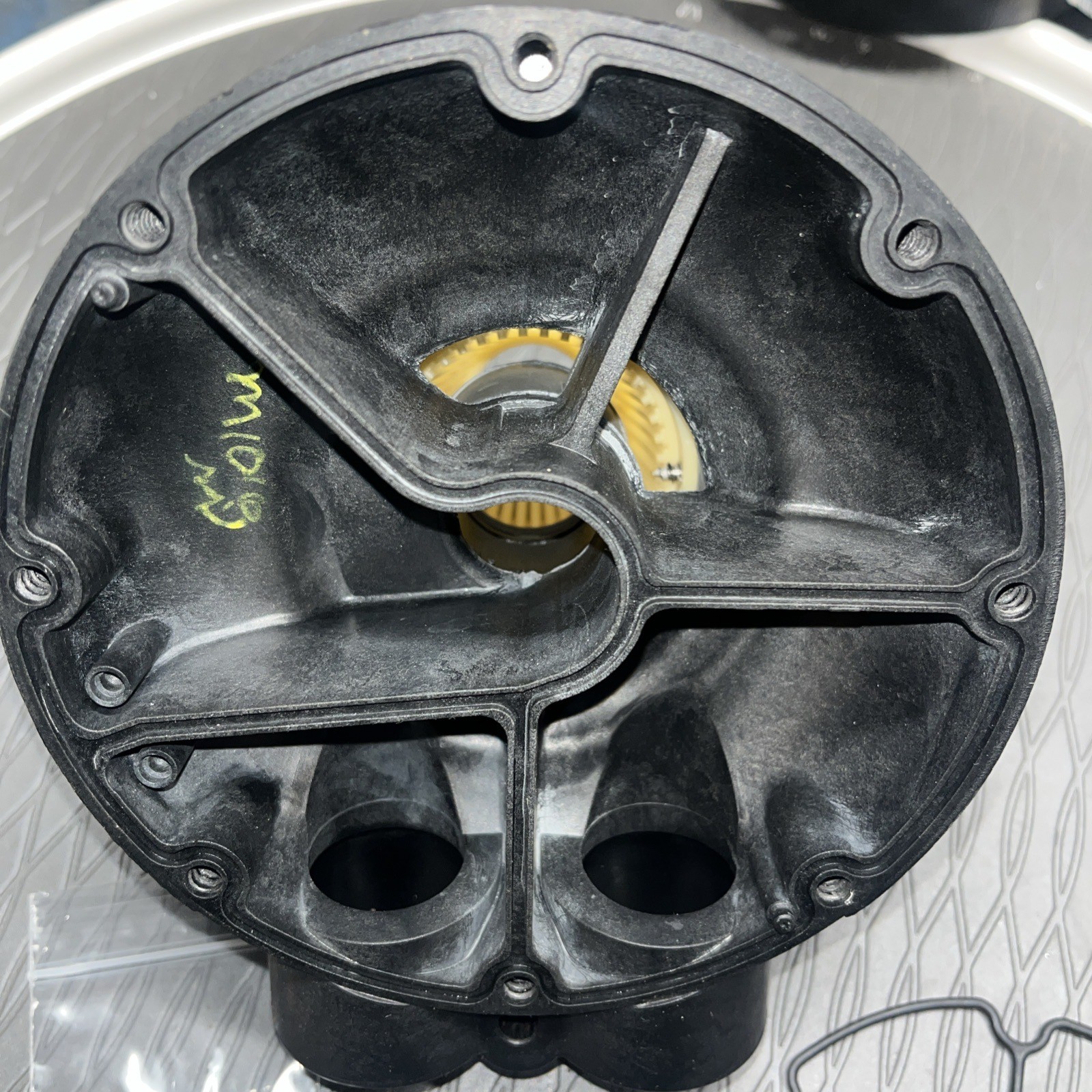 Kinetico Level 6 Base w/strainer,O-rings & Check Balls