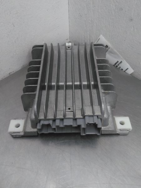 Audio Equipment Radio Amplifier ID 15186661 Fits 07-14 SUBURBAN 1500 748166