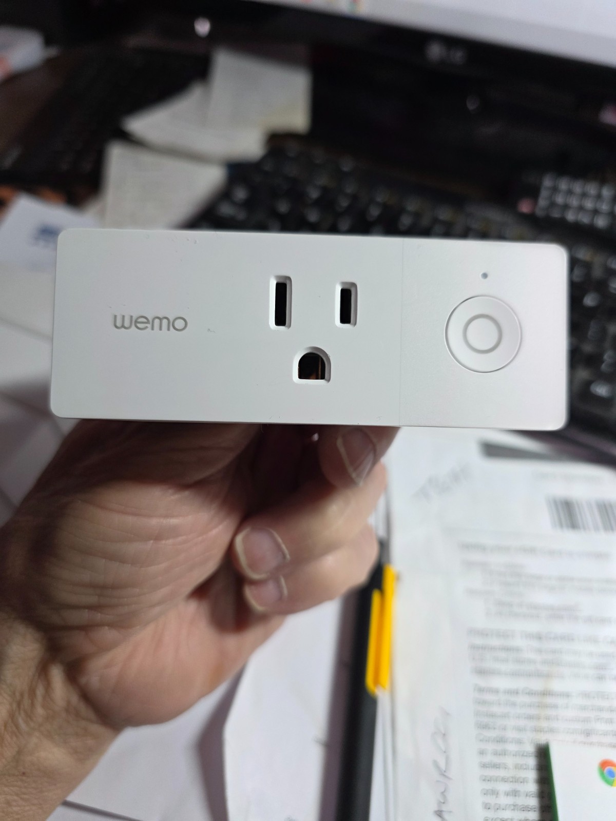 WeMo WiFi Enabled Mini Smart Plug - White