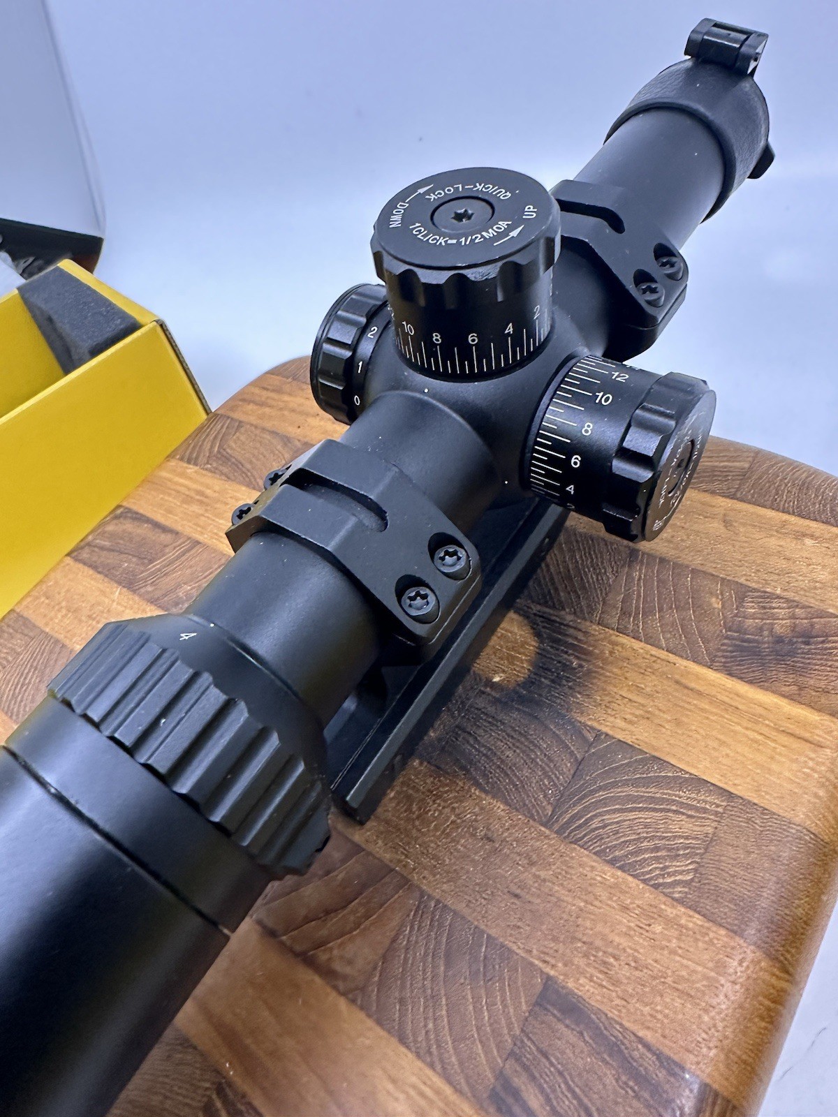 Weaver 1-4x24 Kaspa 849845 Rifle Scope excellent condition