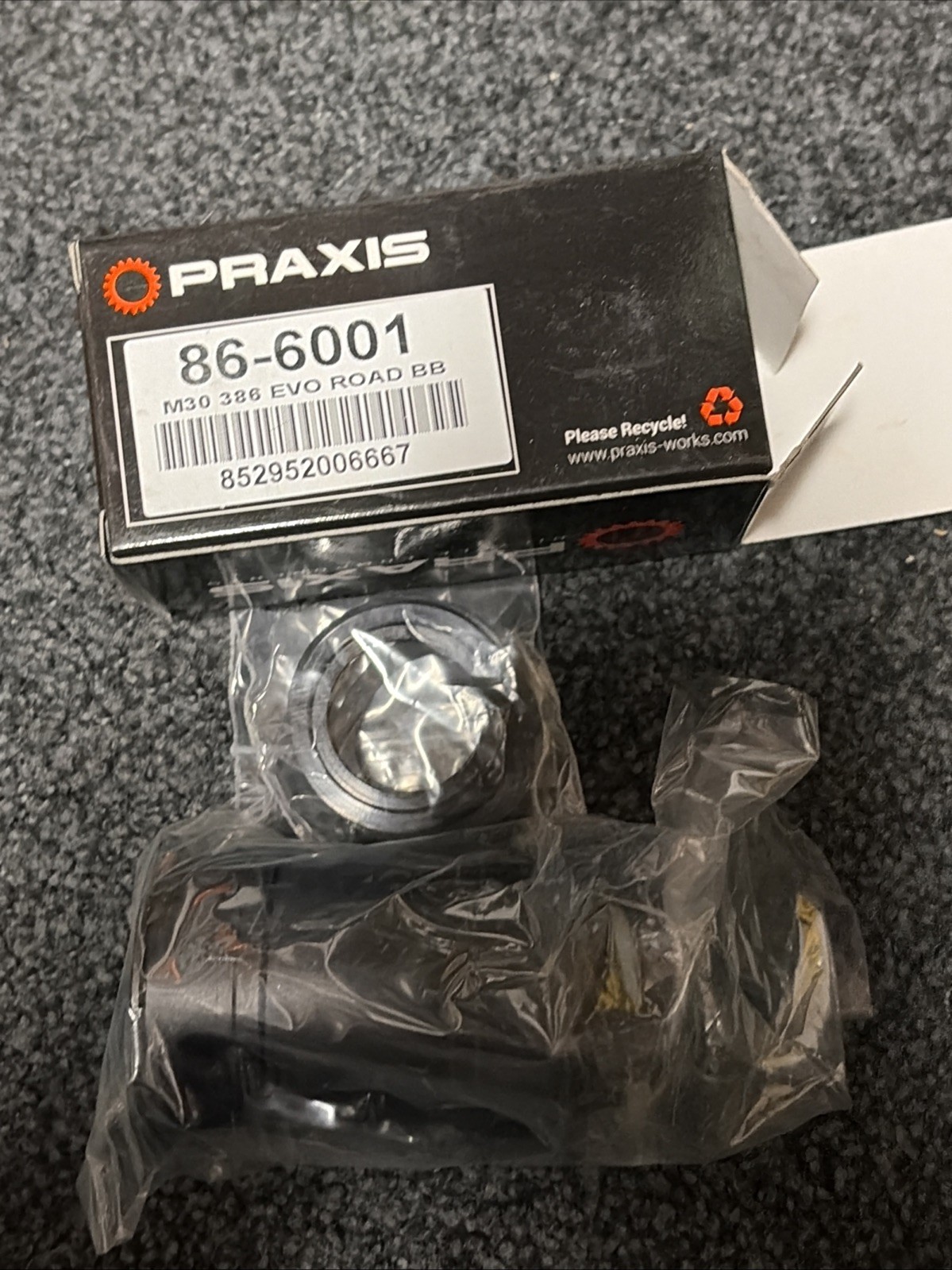 New Praxis 86-6001 M30 386 EVO Road Bottom Bracket
