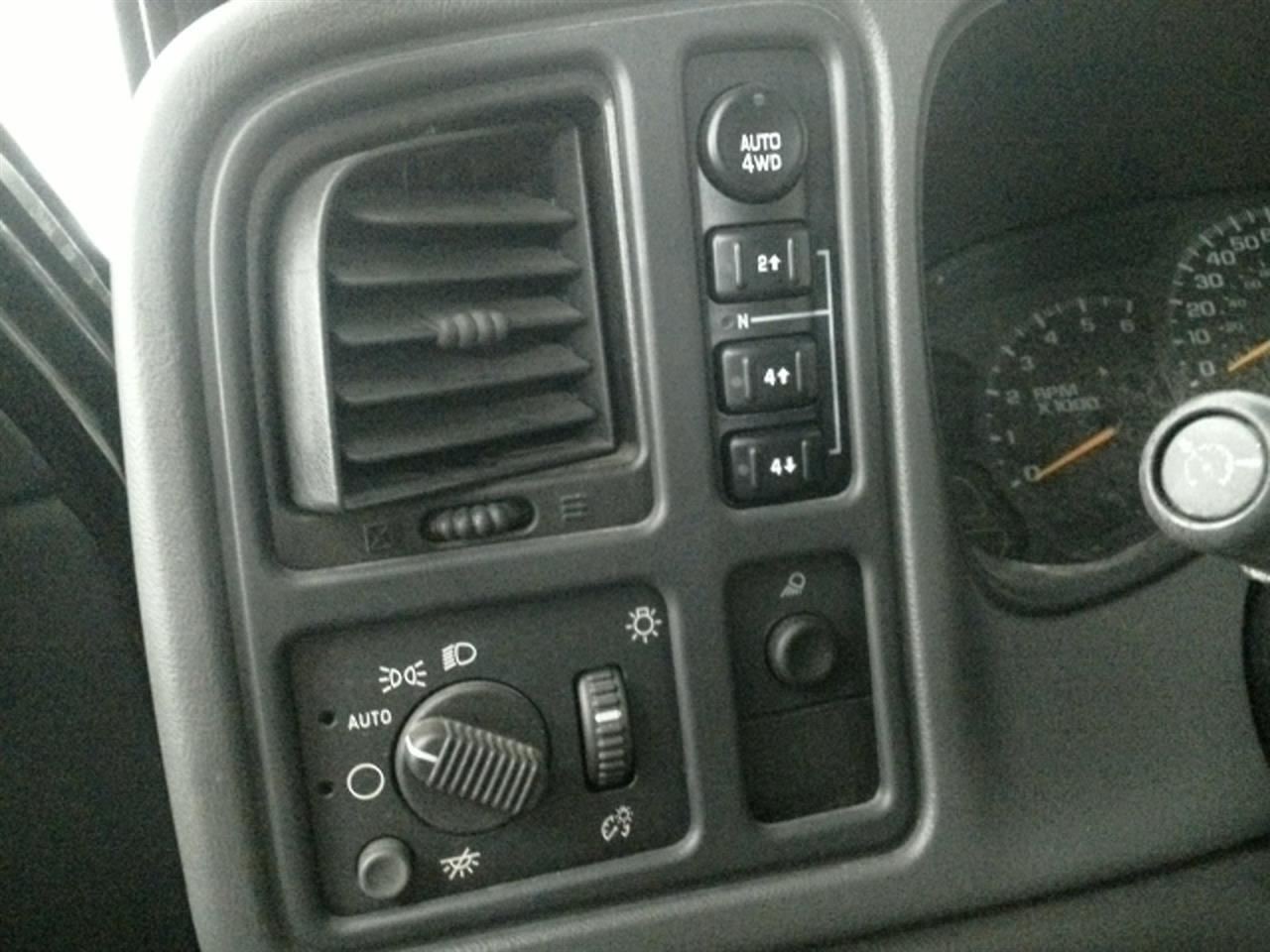 SLVRADO15 2003 Owners Manual 104830373