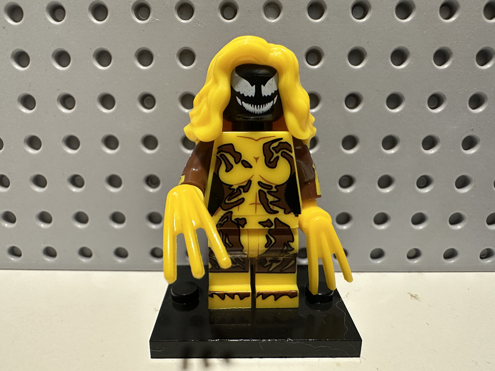 LEGO Marvel Scream Venom Custom MInifgure New