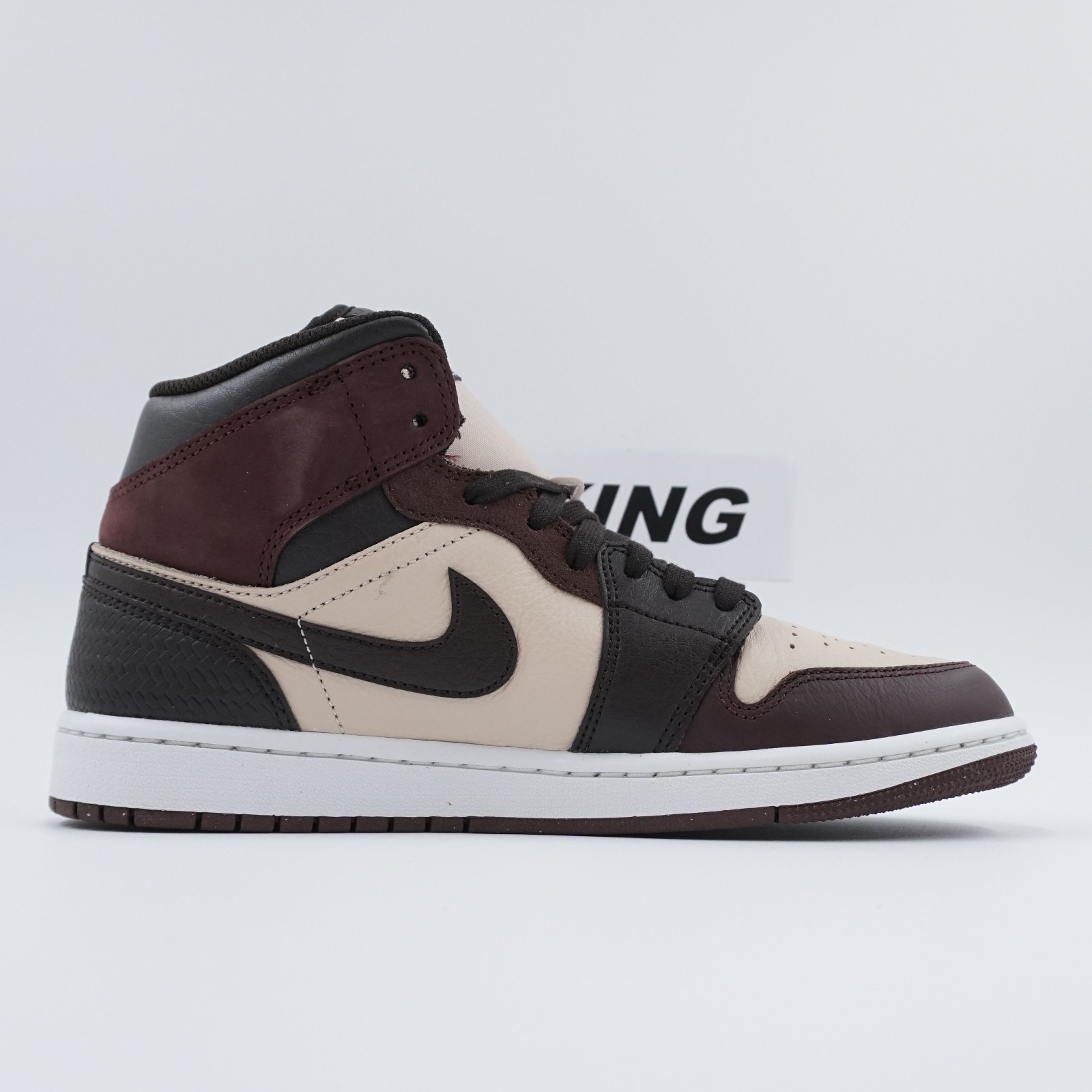 Nike Air Jordan 1 Mid SE AJ Pairs YMCA Leather Brown Sanddrift FZ4359-200 sz 8