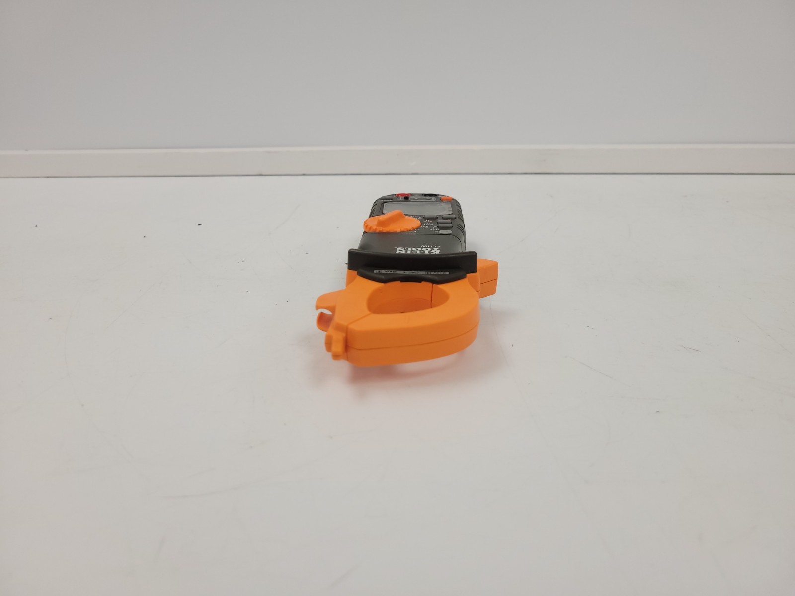 (85489-1) Klein Tools CL1100 Volt Meter