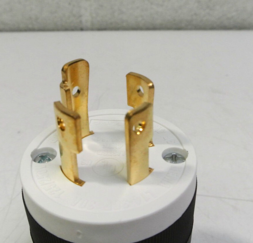 Elegrp Grounding Locking Plug 3 Pole 4 Wire 30 Amp 250 V