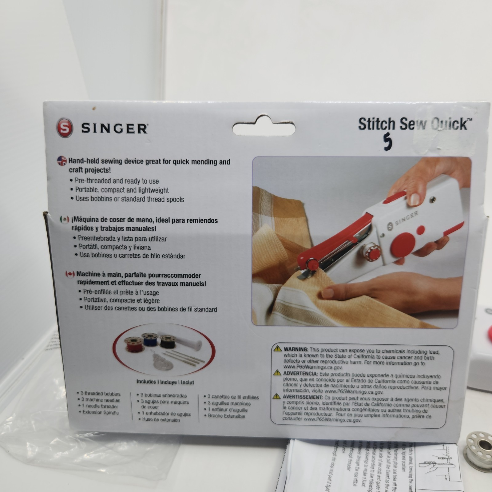 Singer Stitch Sew Quick Handheld Sewing Machine 01663 Cordless Works READ